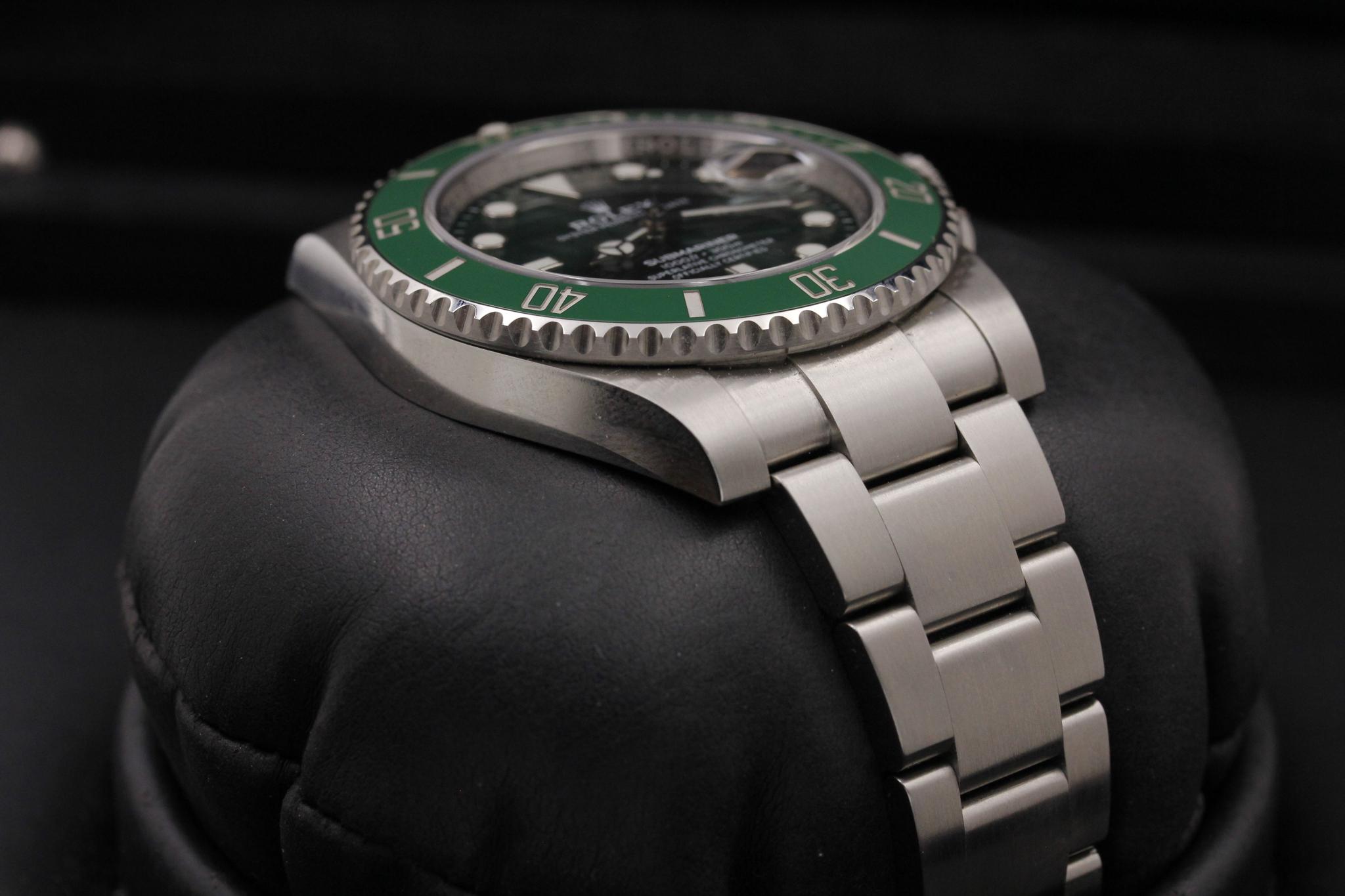 Watch Image 7
