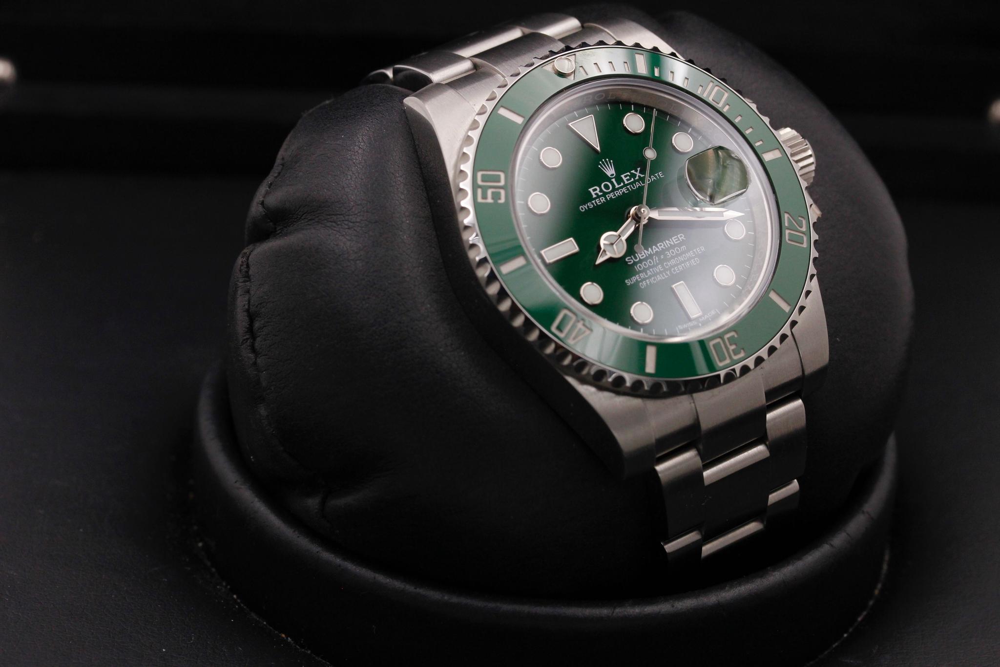 Watch Image 11