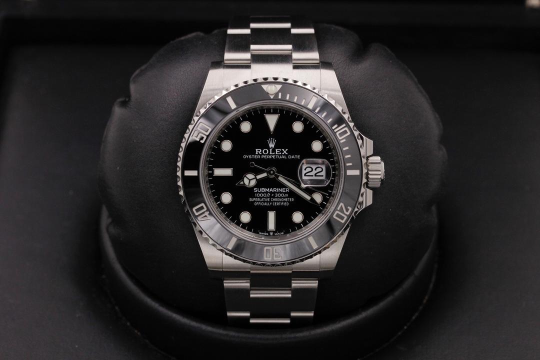 Rolex Submariner Date 126610