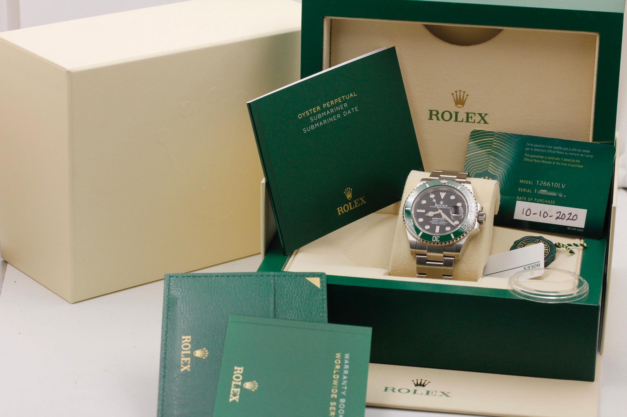 Watch Image 11