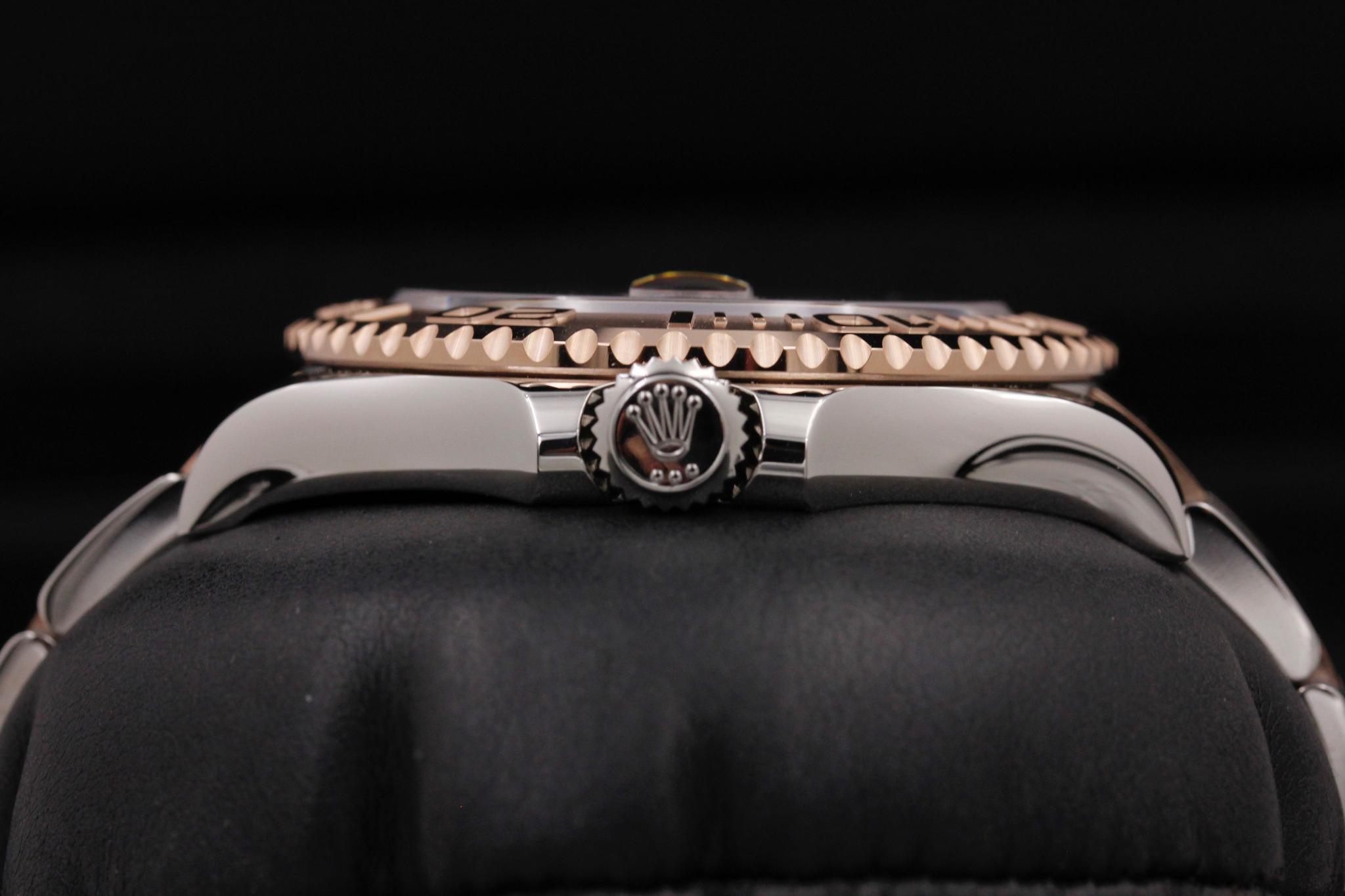 Watch Image 3