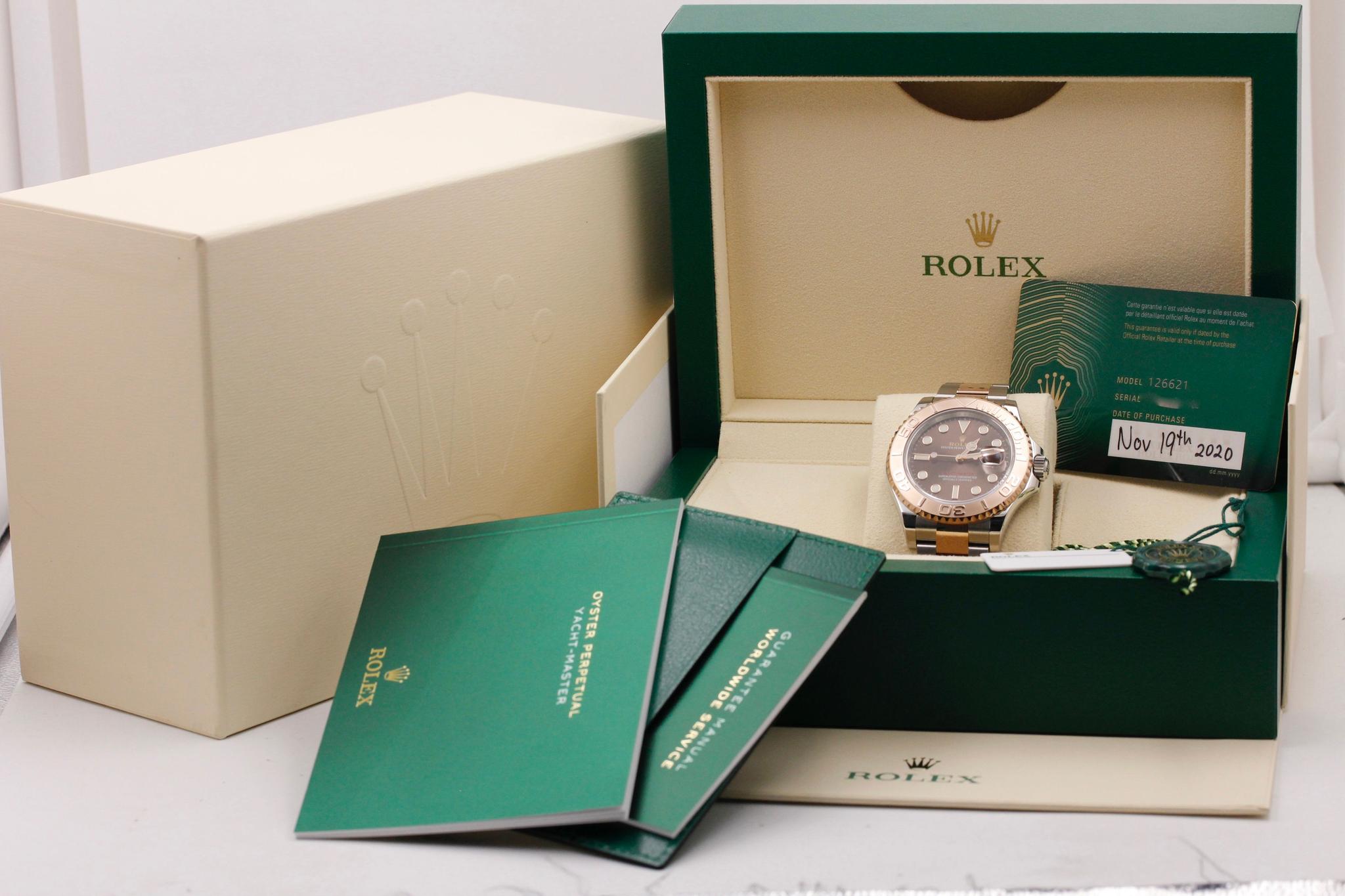 Watch Image 11
