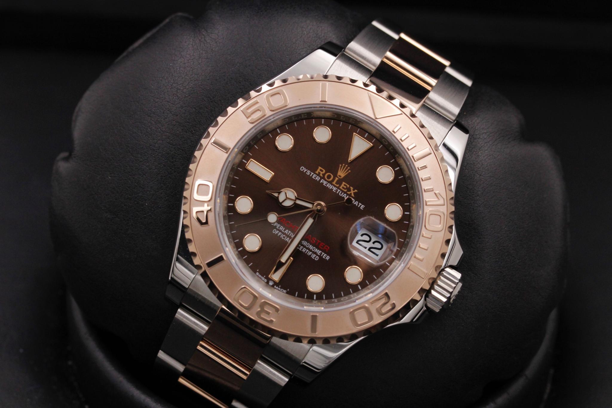 Watch Image 9