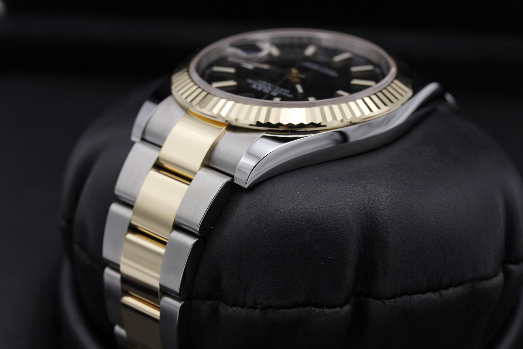Watch Image 5