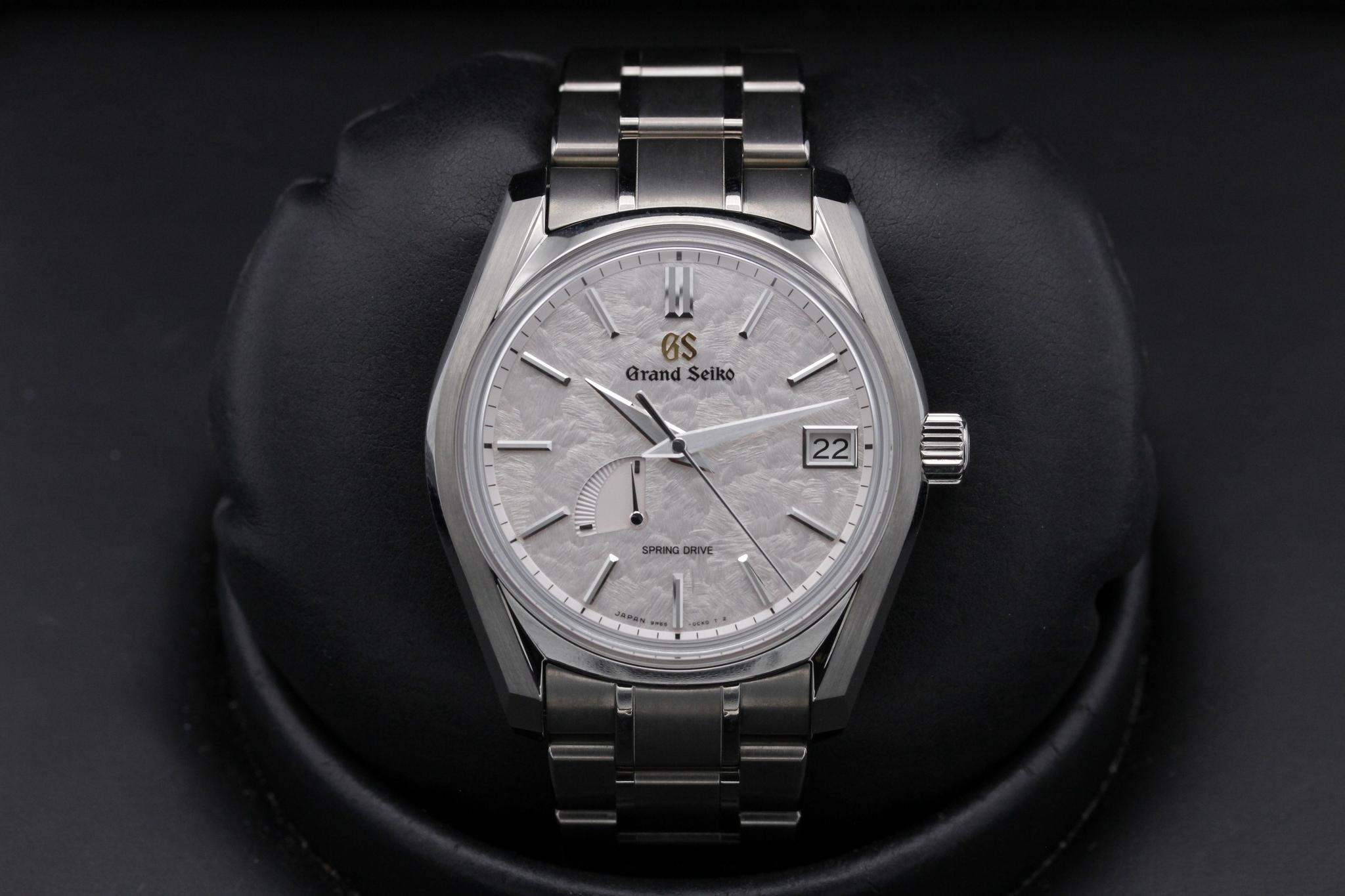 Watch Image 1