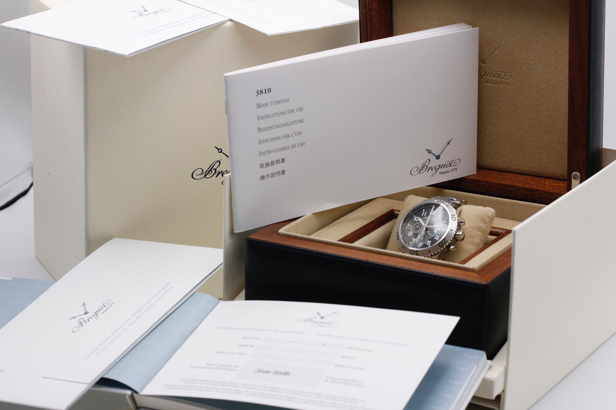 Watch Image 11