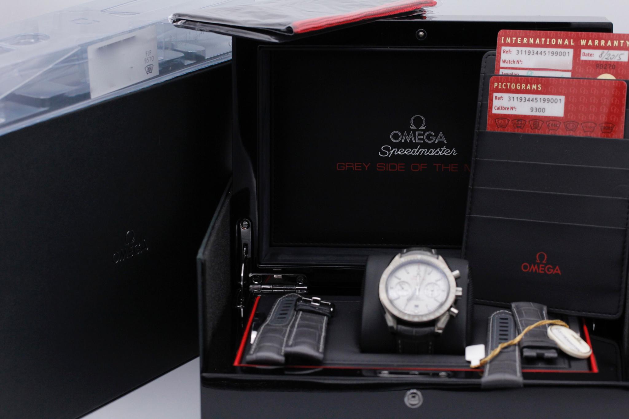 Watch Image 11