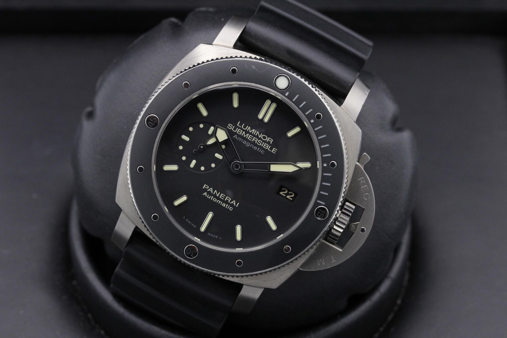 Watch Image 9