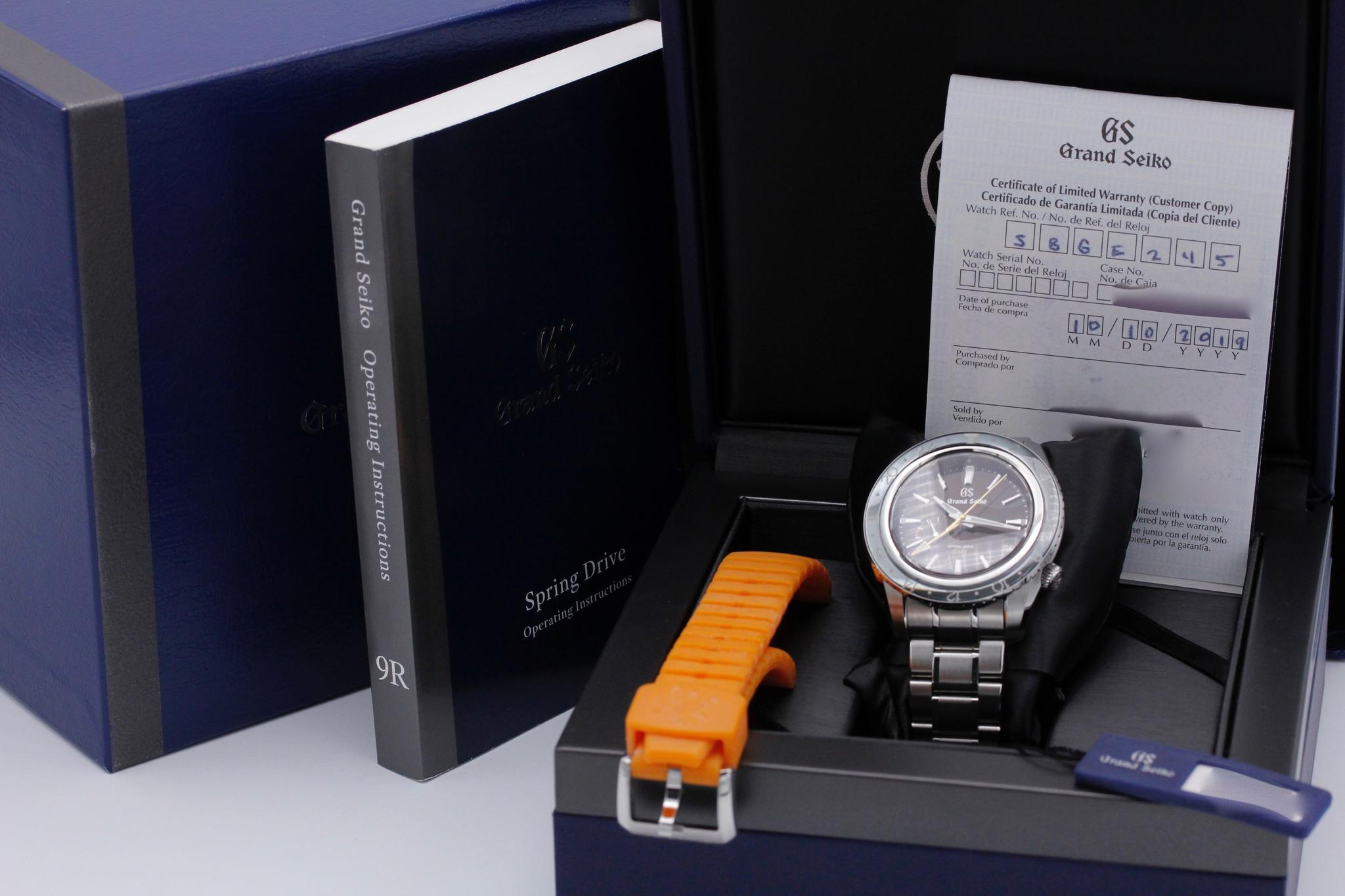 Watch Image 11