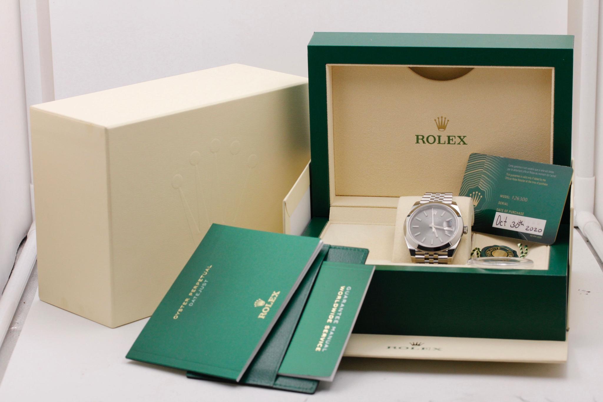 Watch Image 11