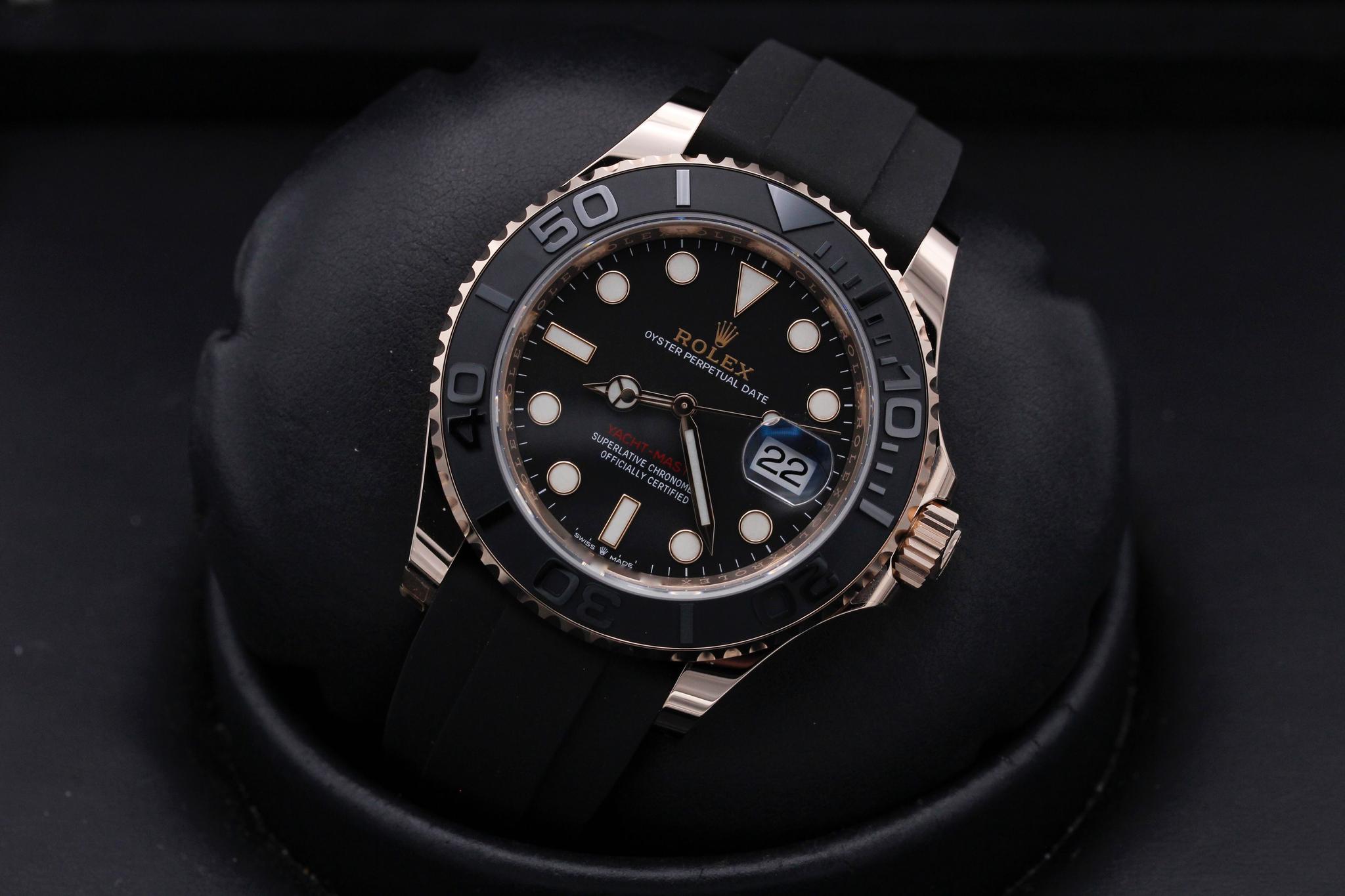 Watch Image 9