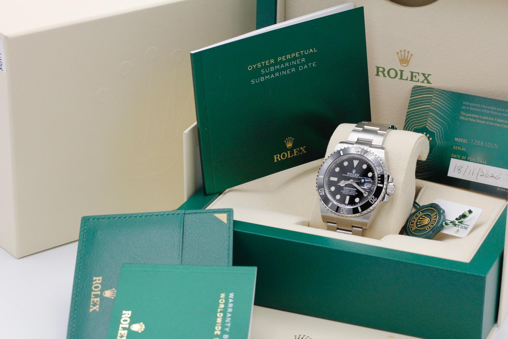 Watch Image 10