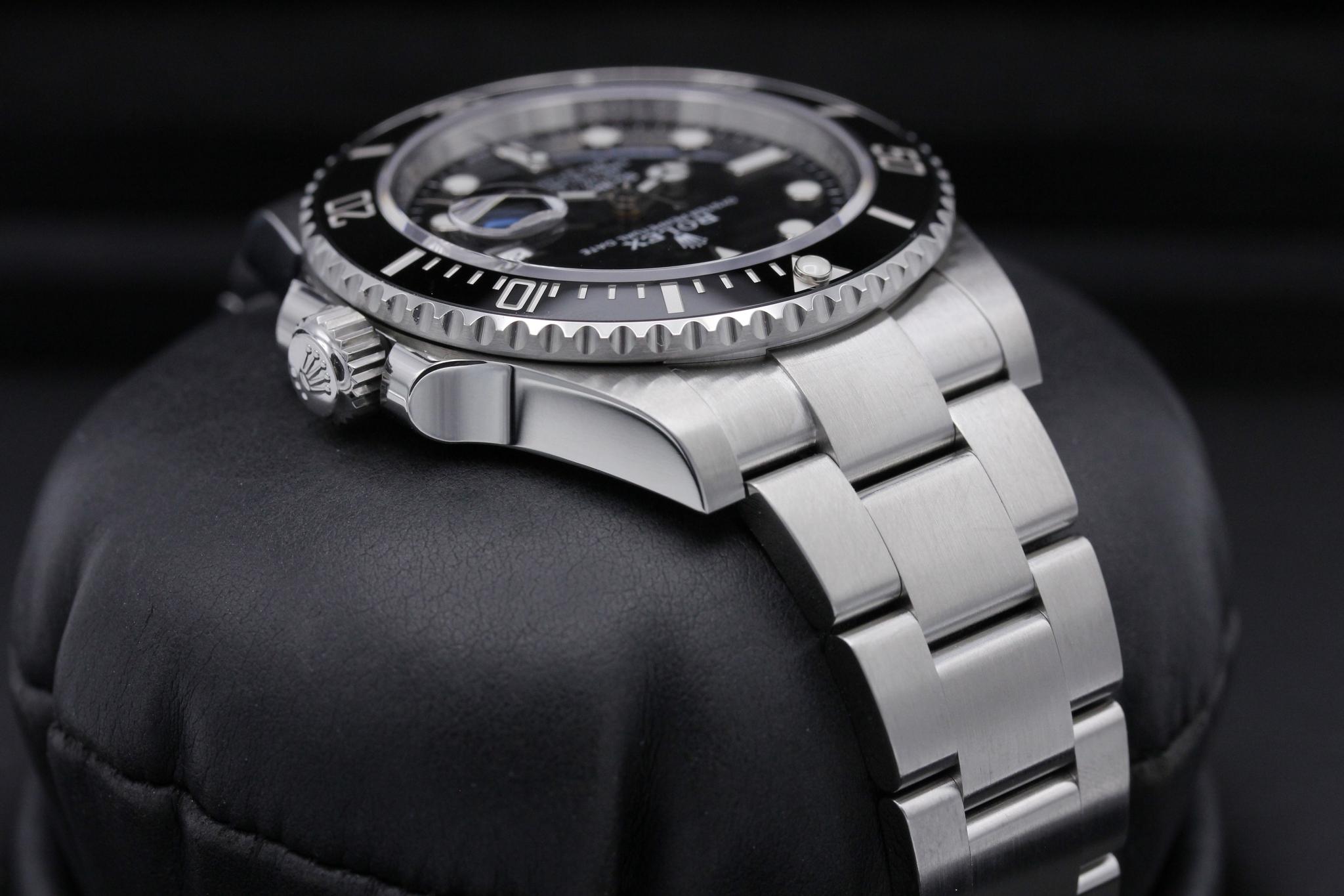 Watch Image 4