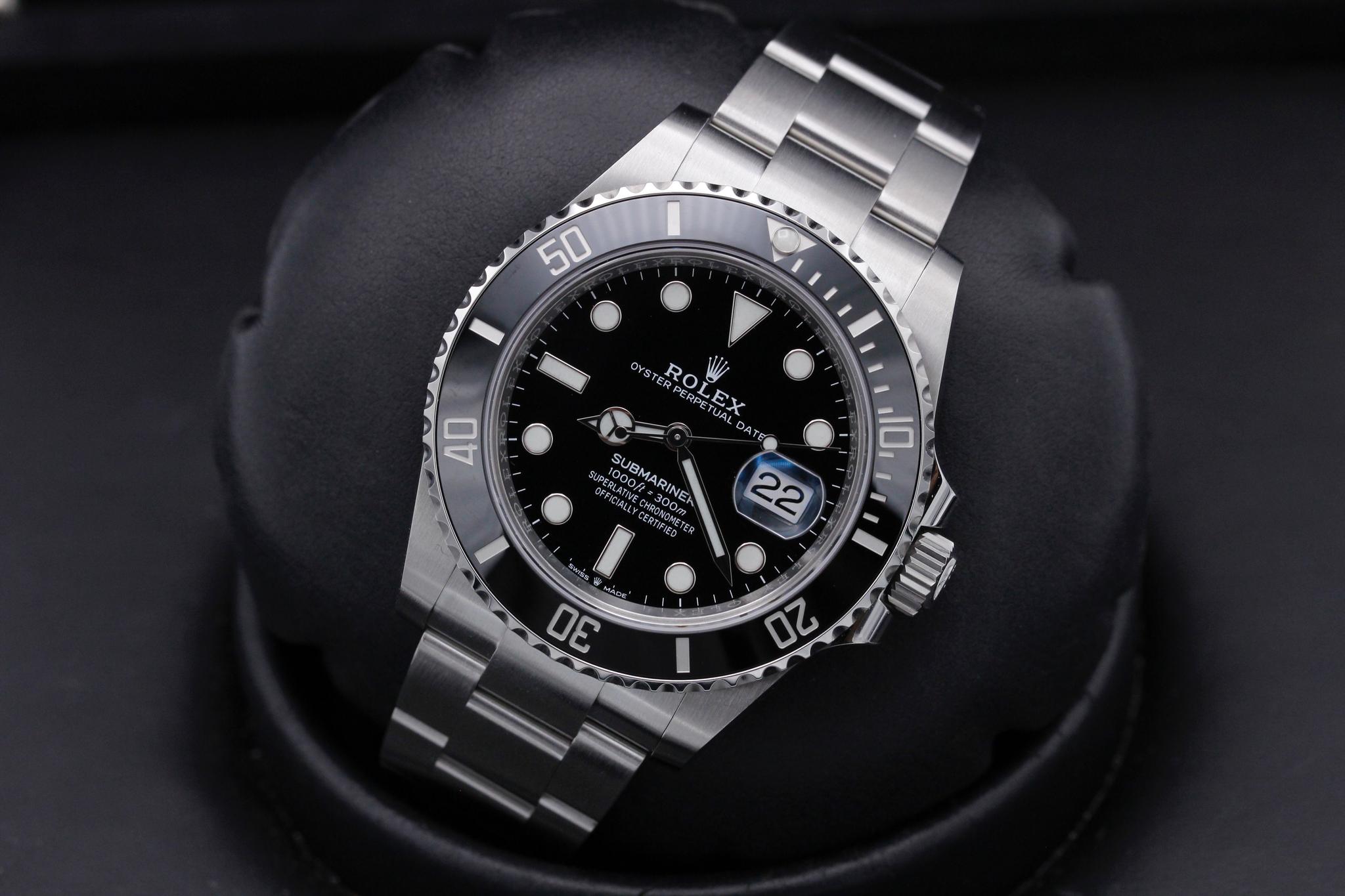 Watch Image 8