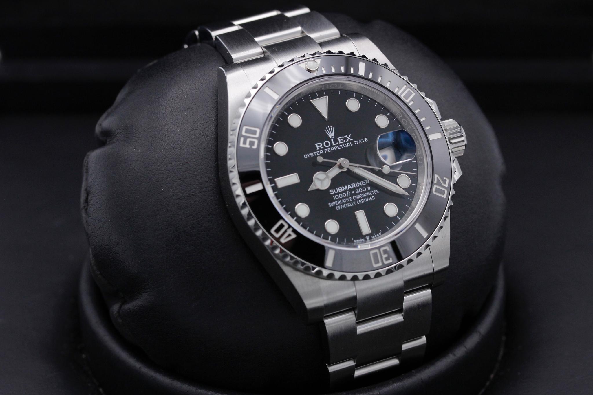 Watch Image 9