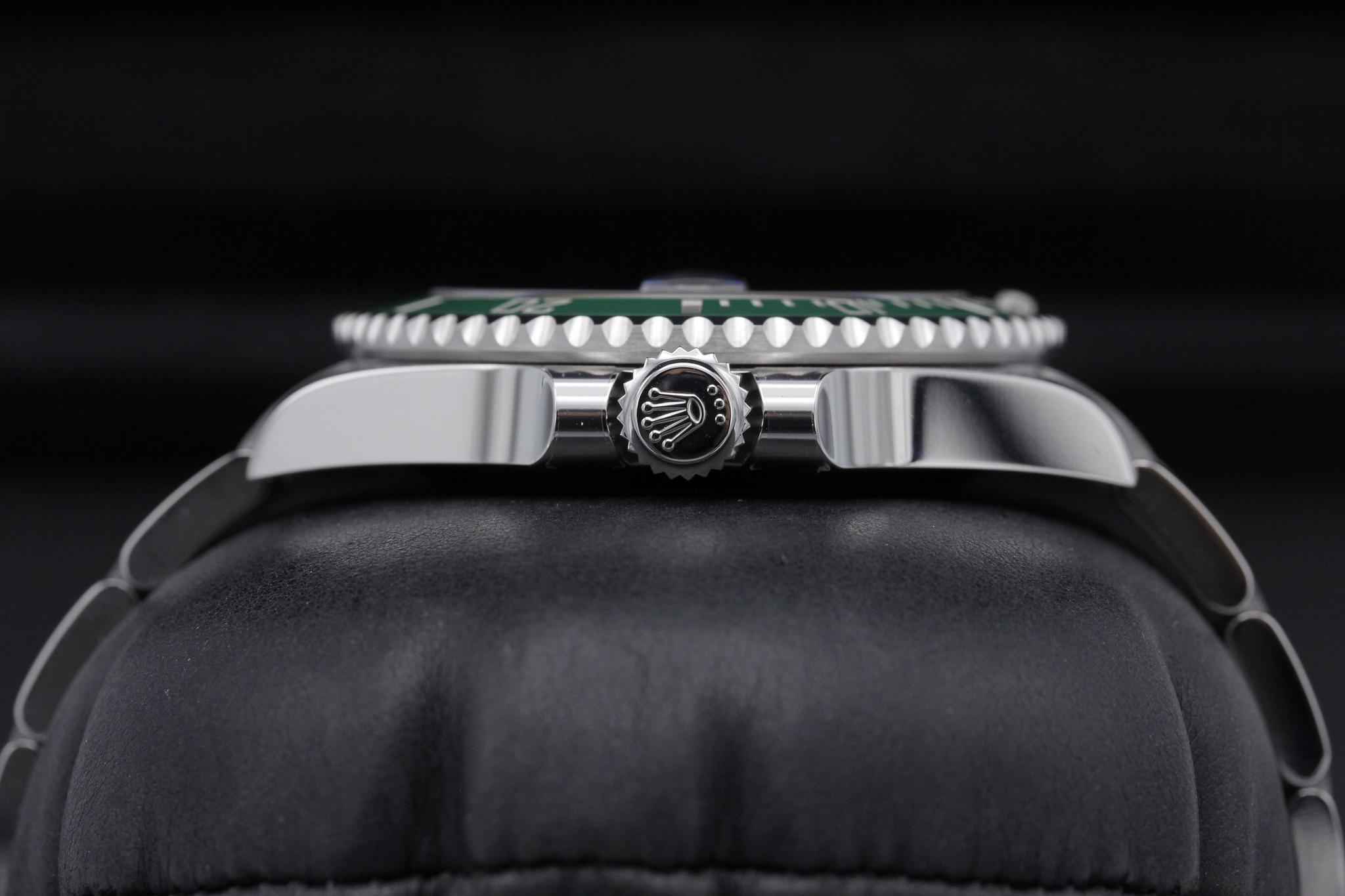 Watch Image 3