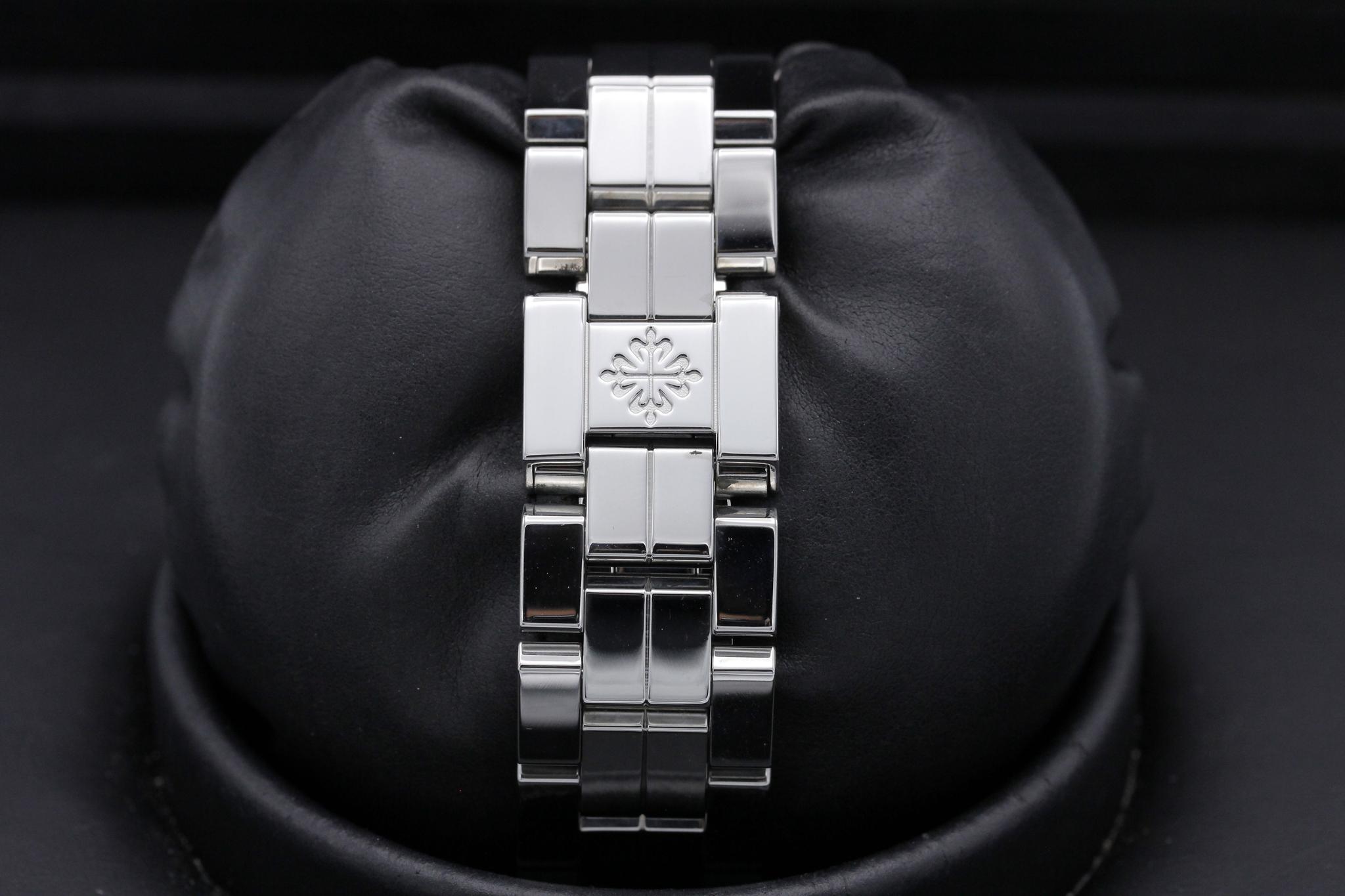 Watch Image 8