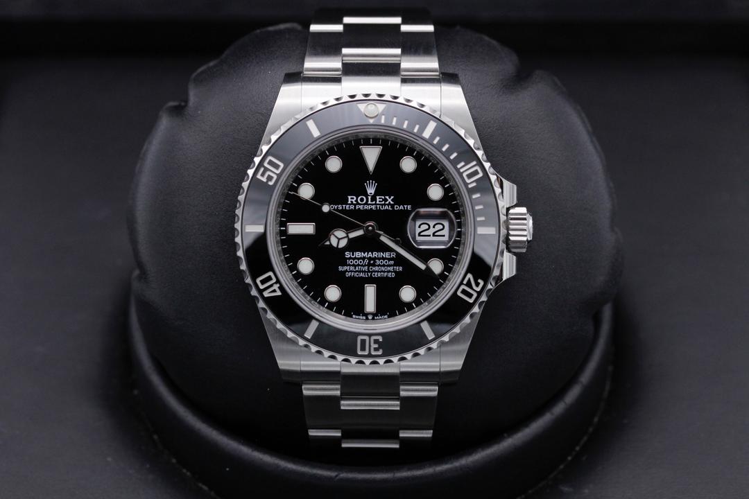 Rolex Submariner Date 126610
