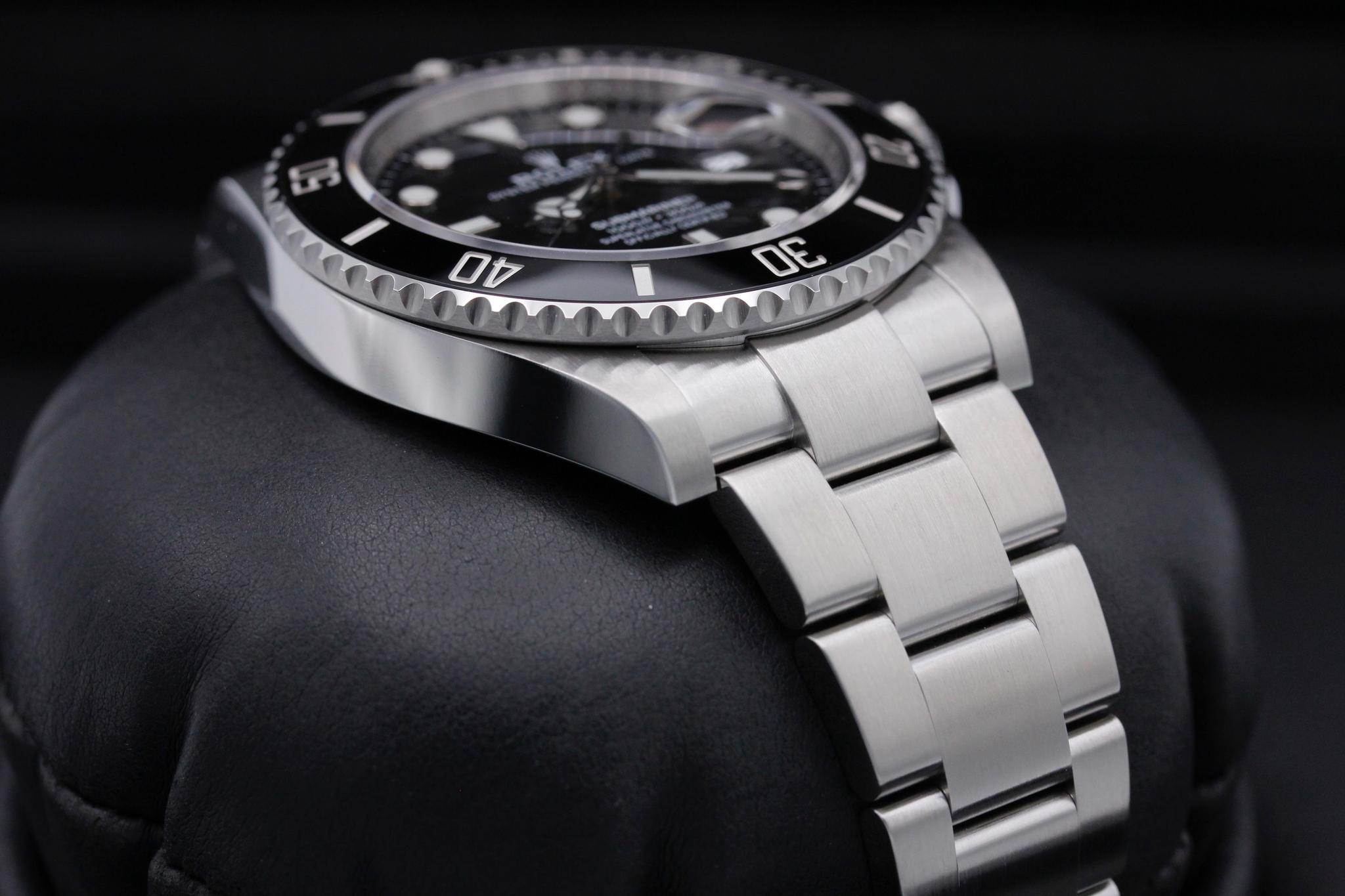 Watch Image 6