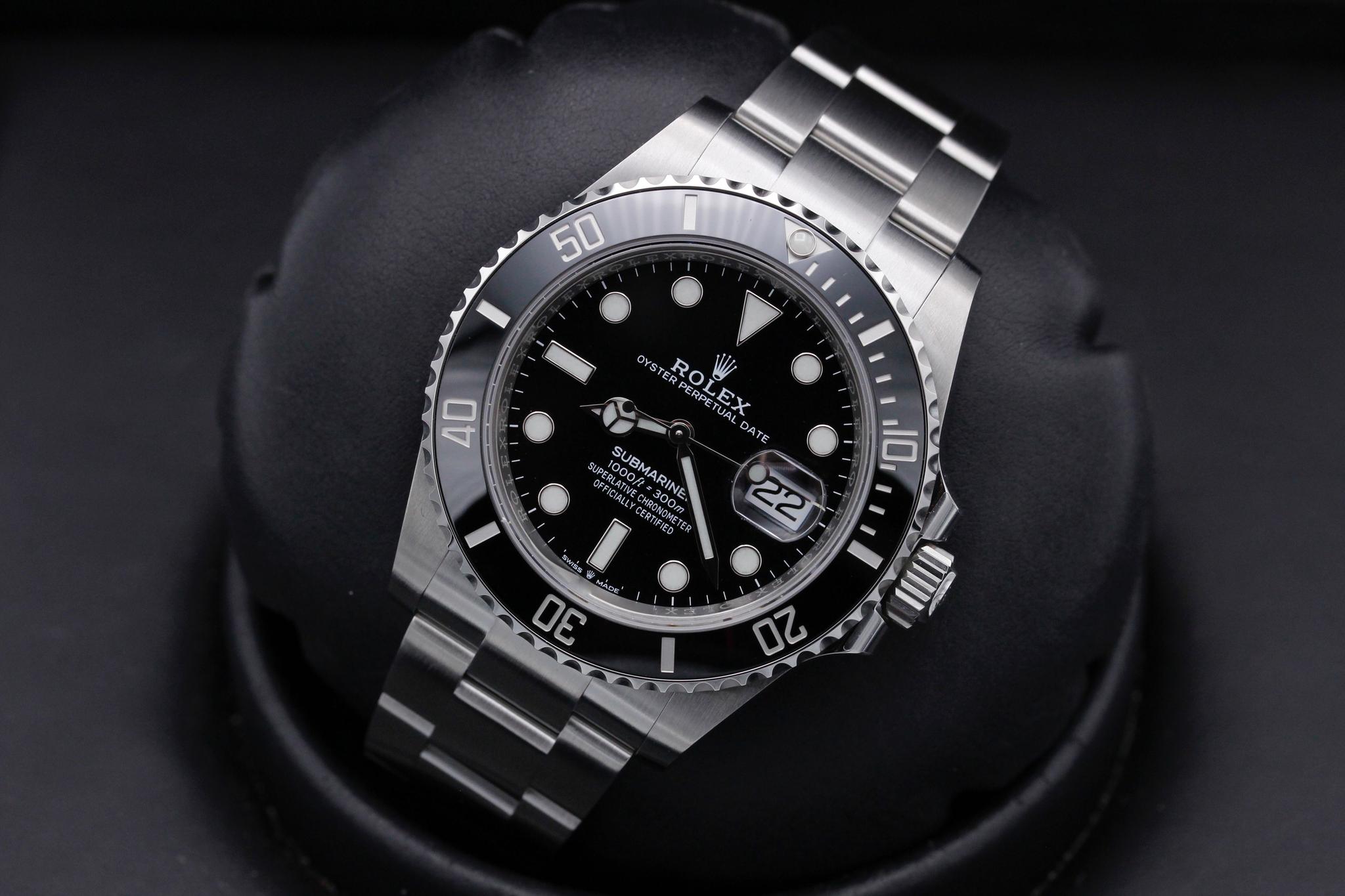 Watch Image 9