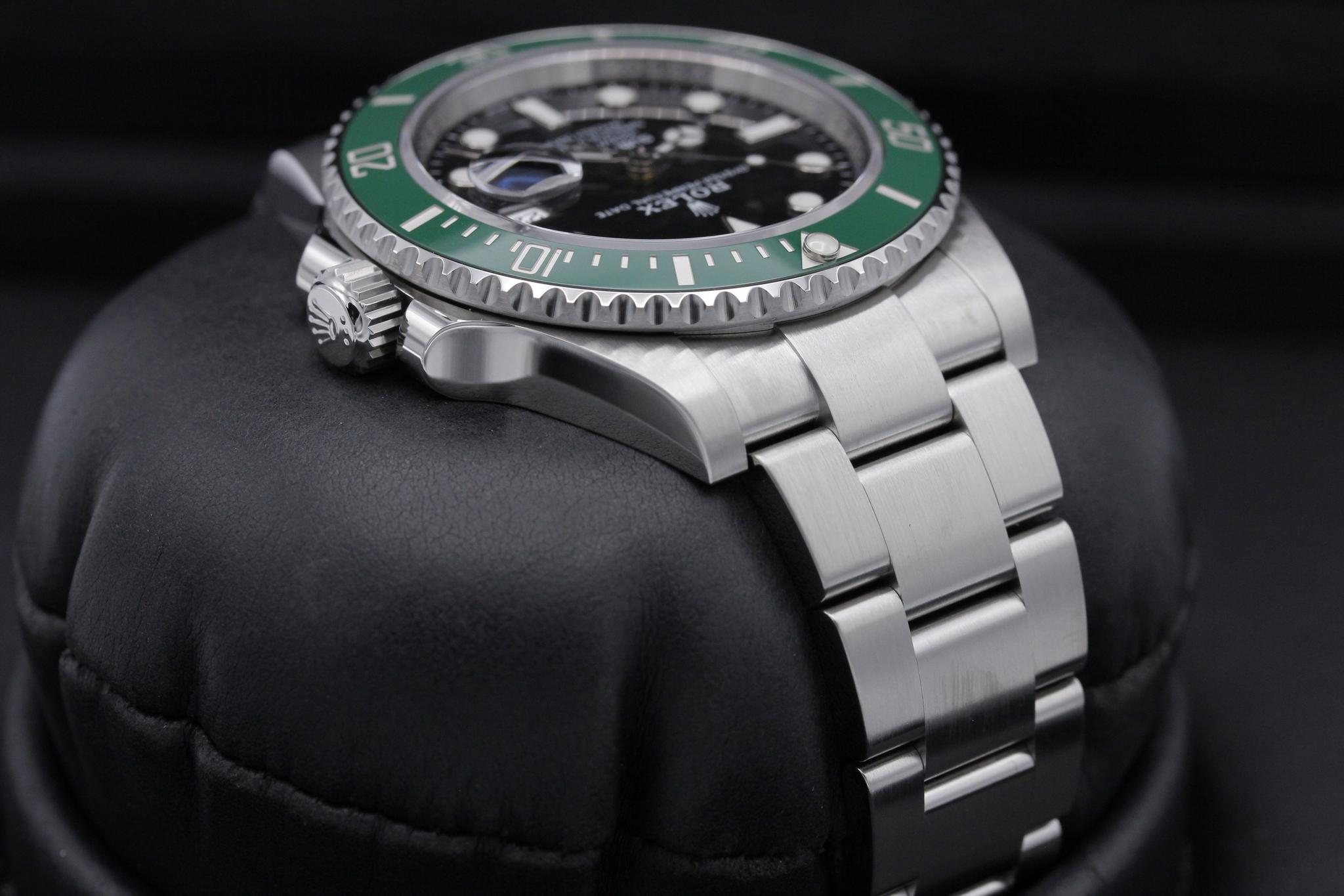Watch Image 4
