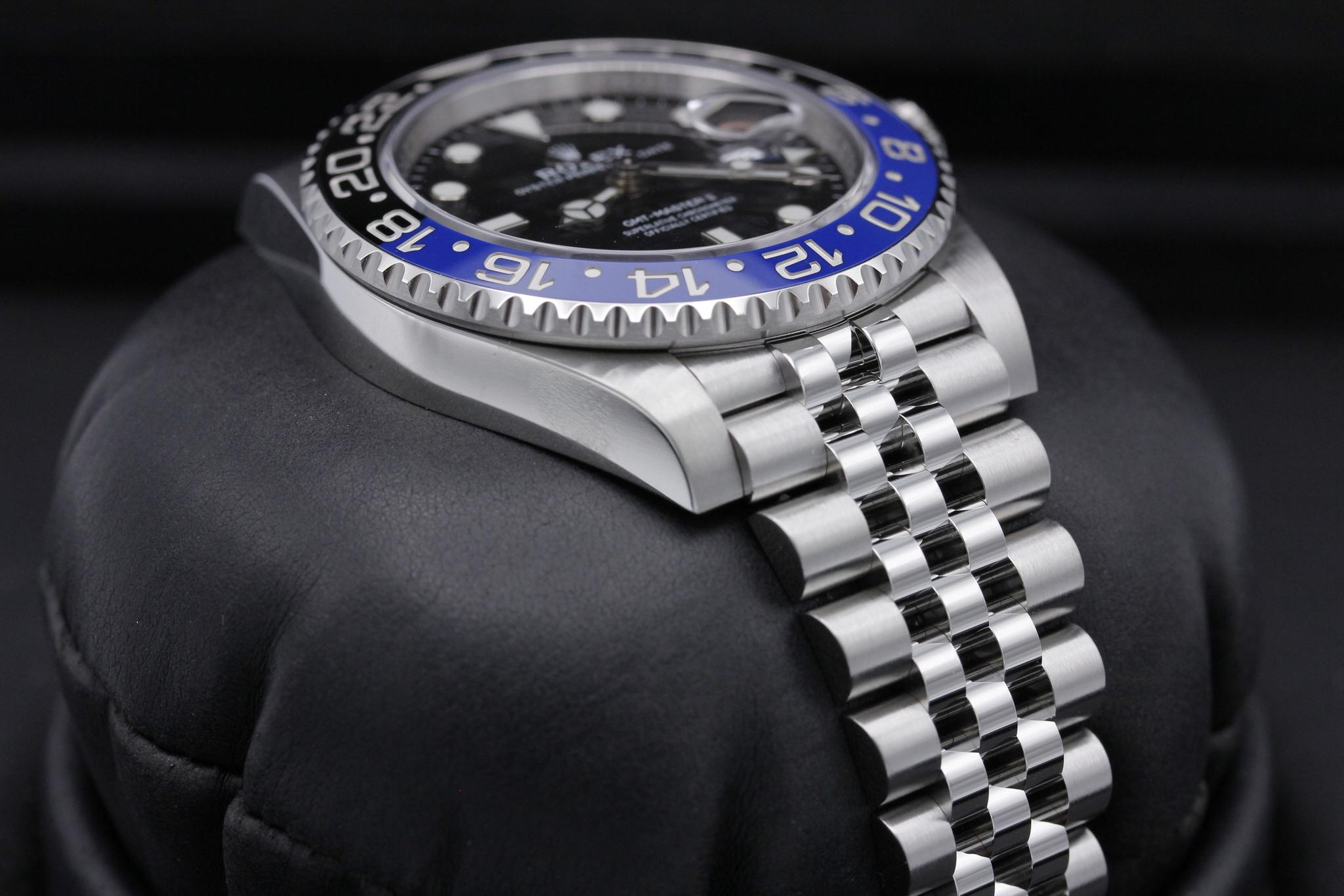 Watch Image 6