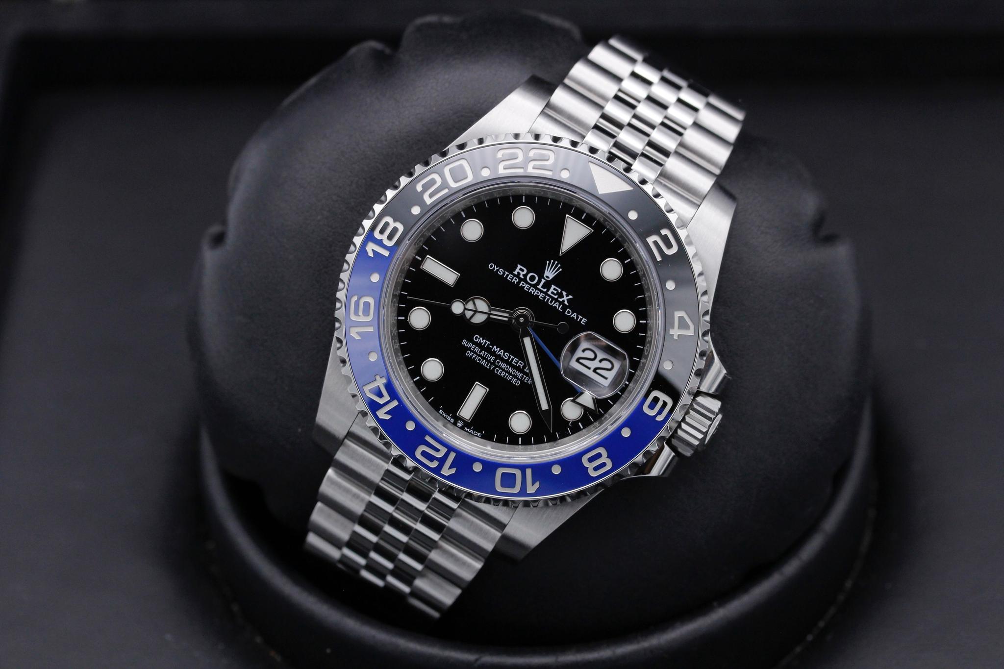 Watch Image 9