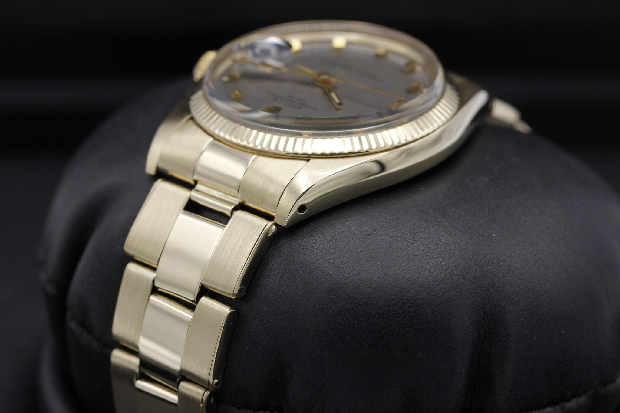 Watch Image 5