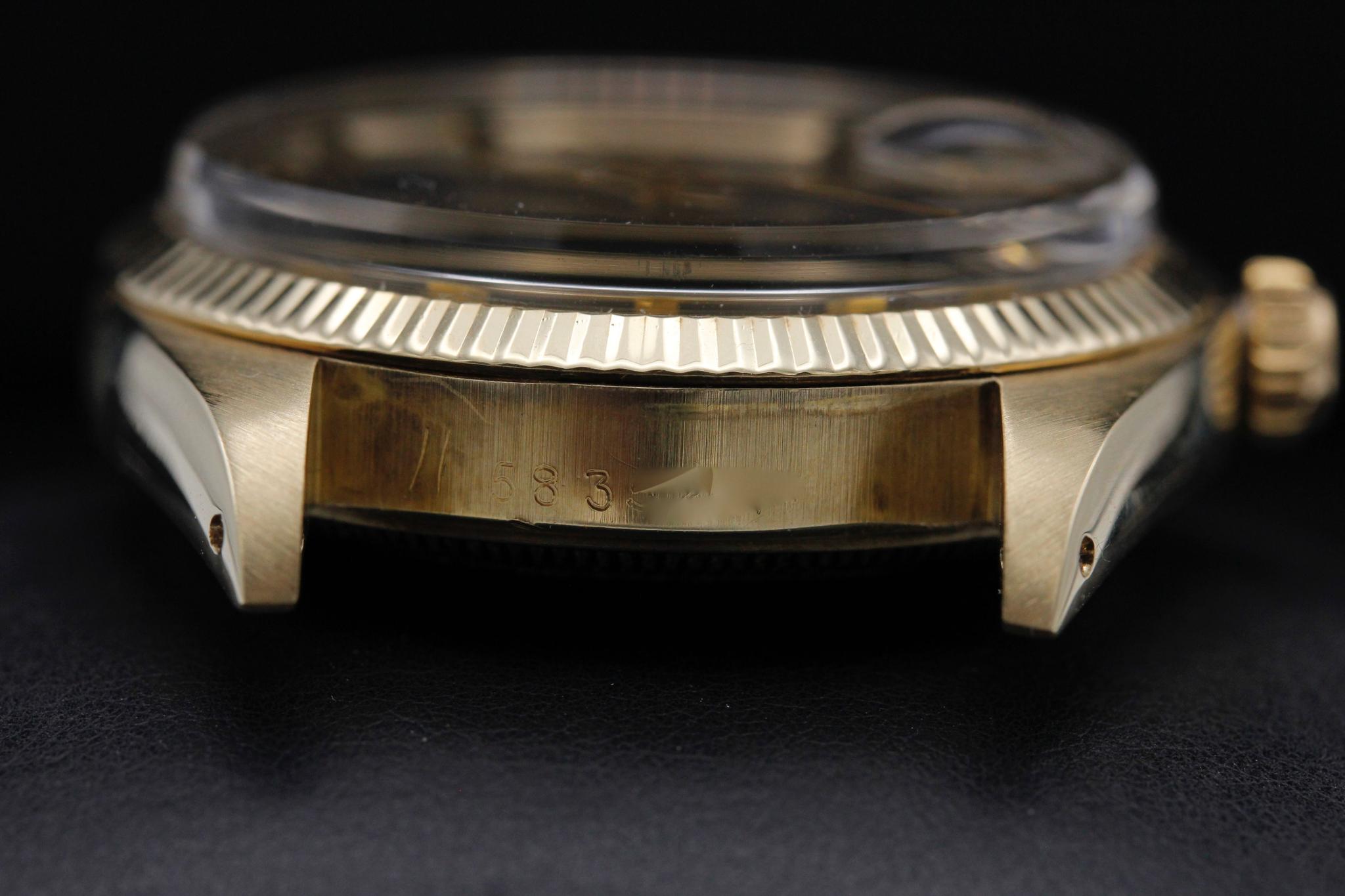 Watch Image 10