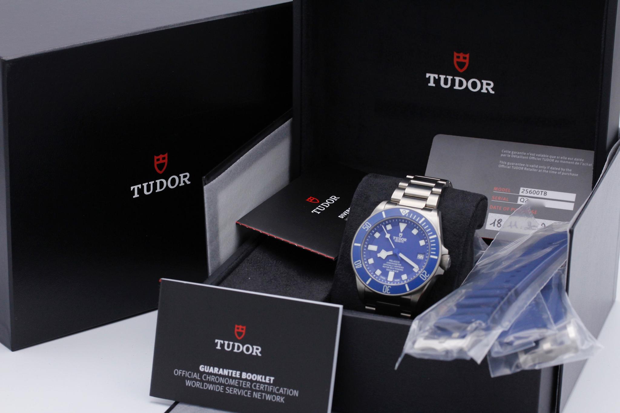 Watch Image 11