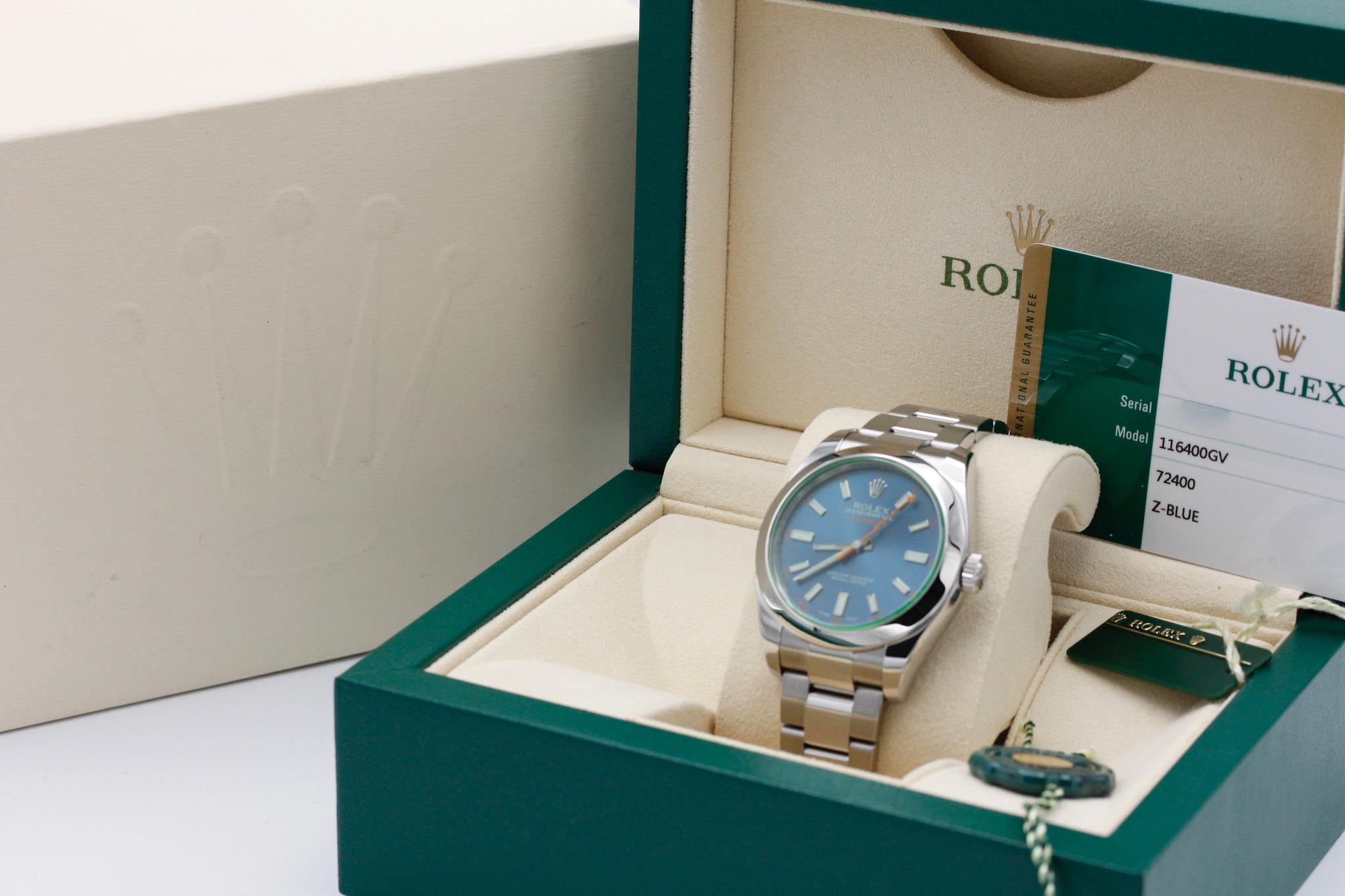 Watch Image 11