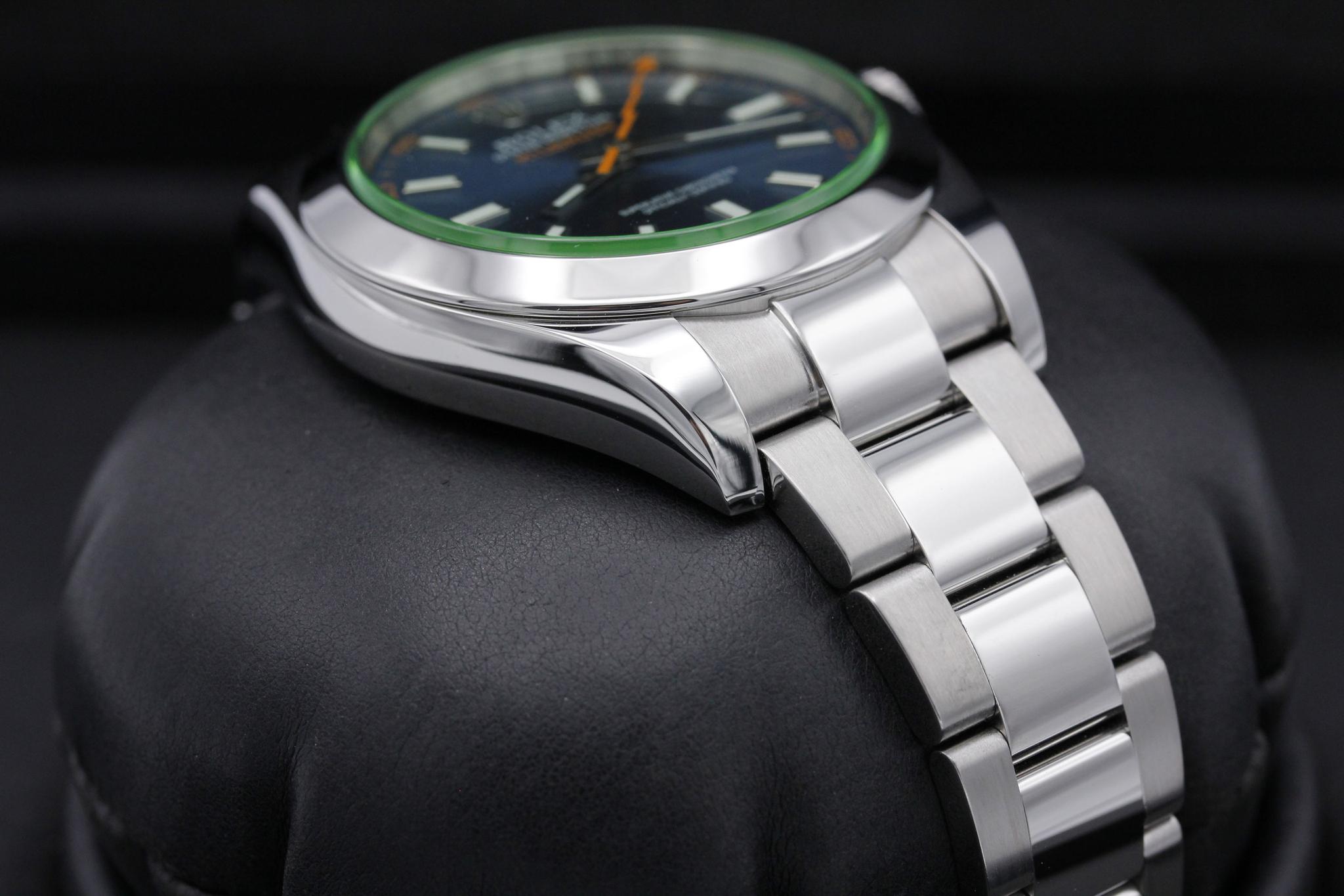 Watch Image 6