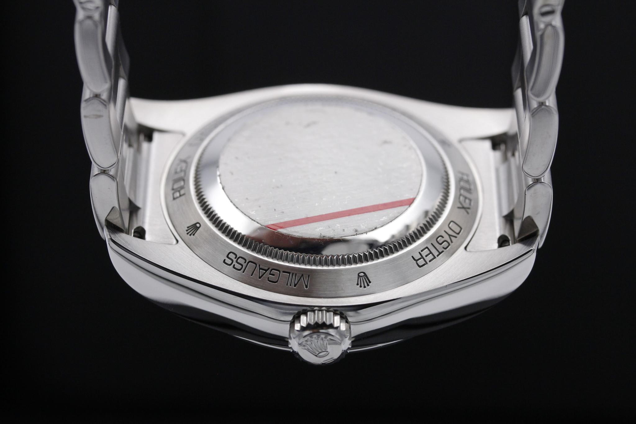 Watch Image 7