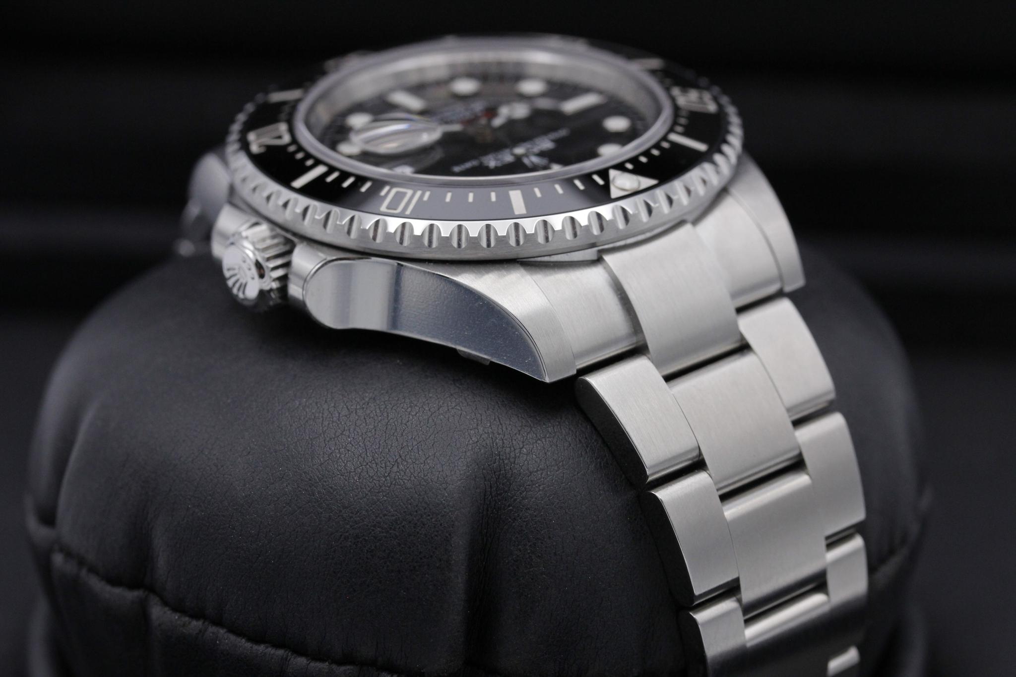 Watch Image 4