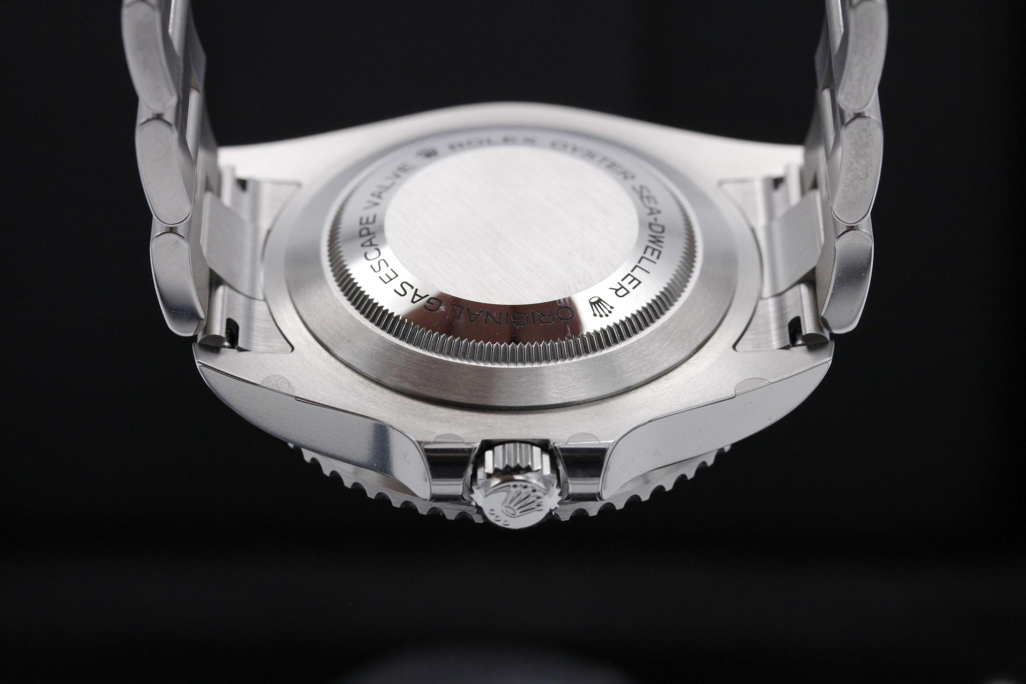 Watch Image 7