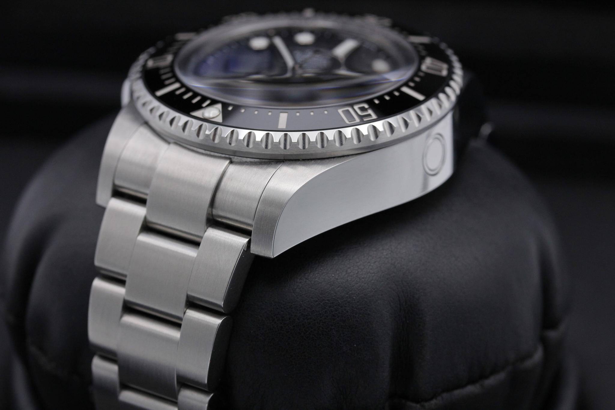 Watch Image 5