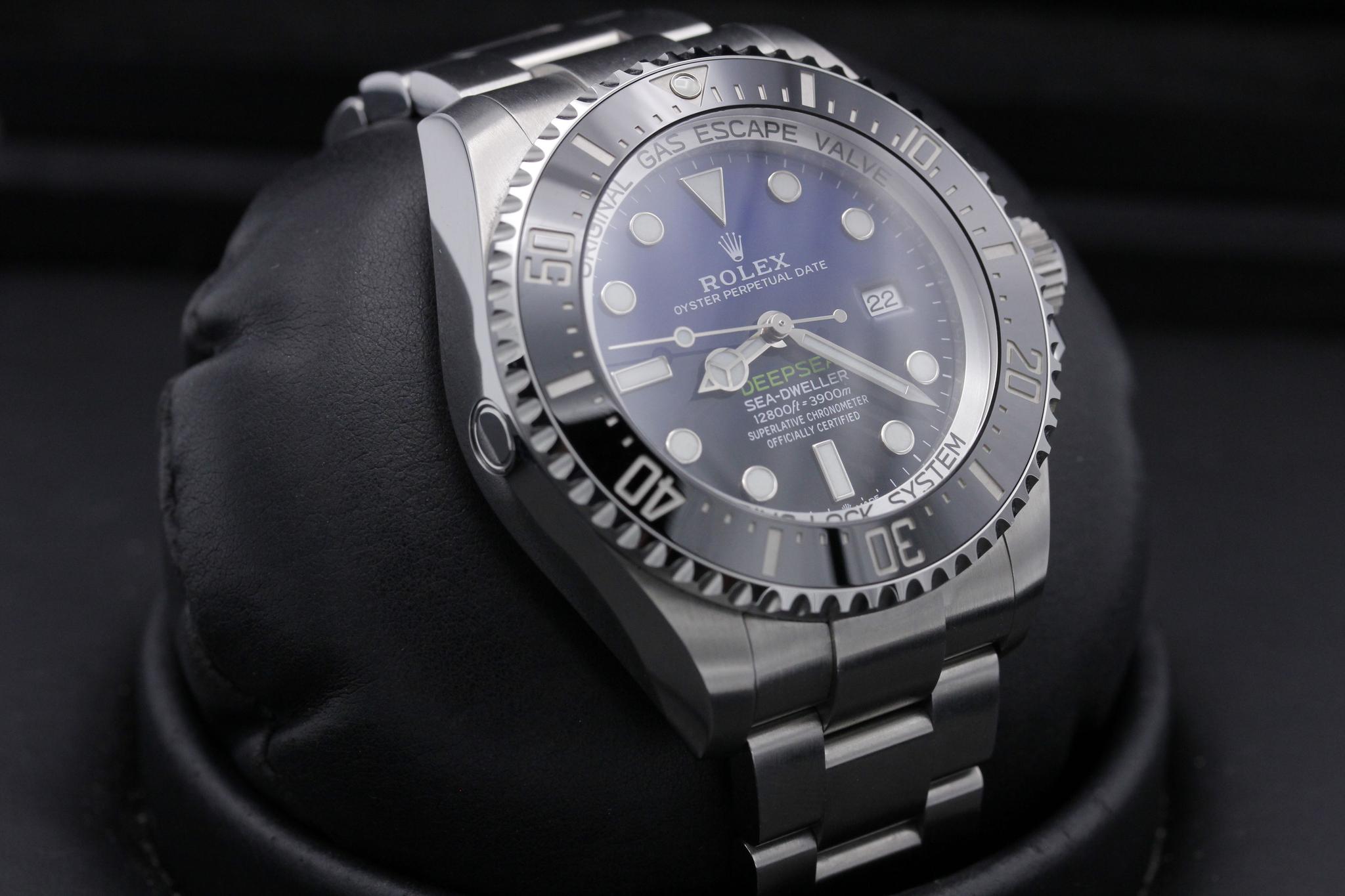 Watch Image 10