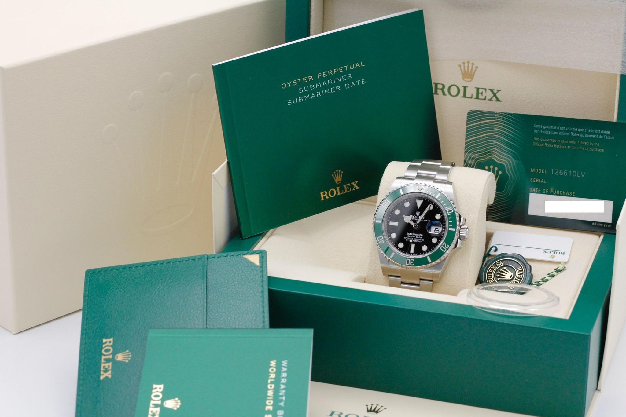 Watch Image 11