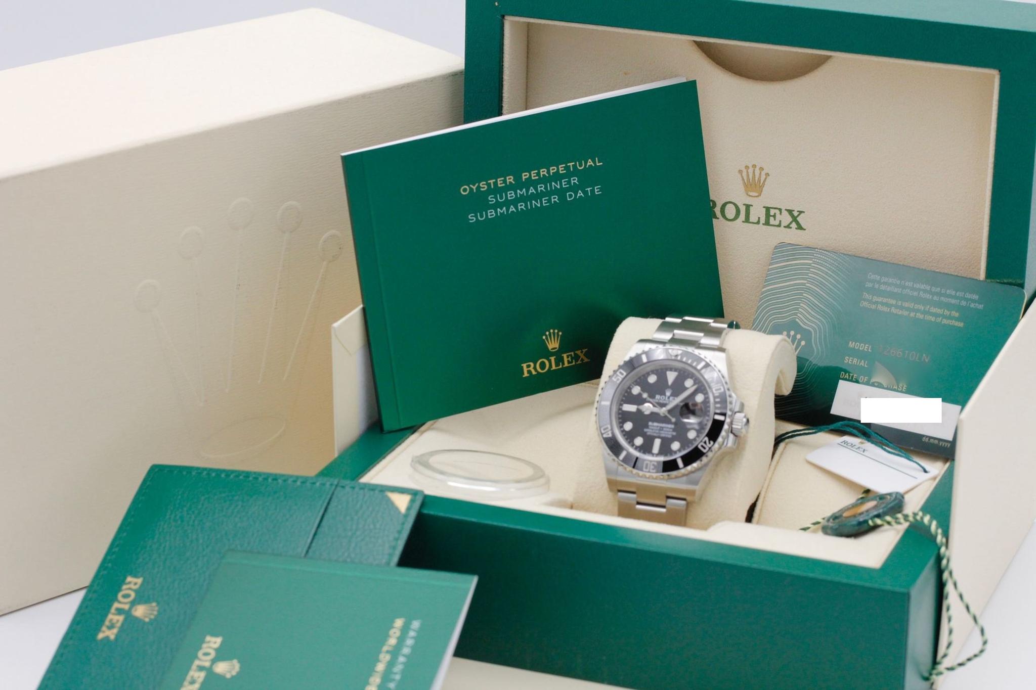 Watch Image 11