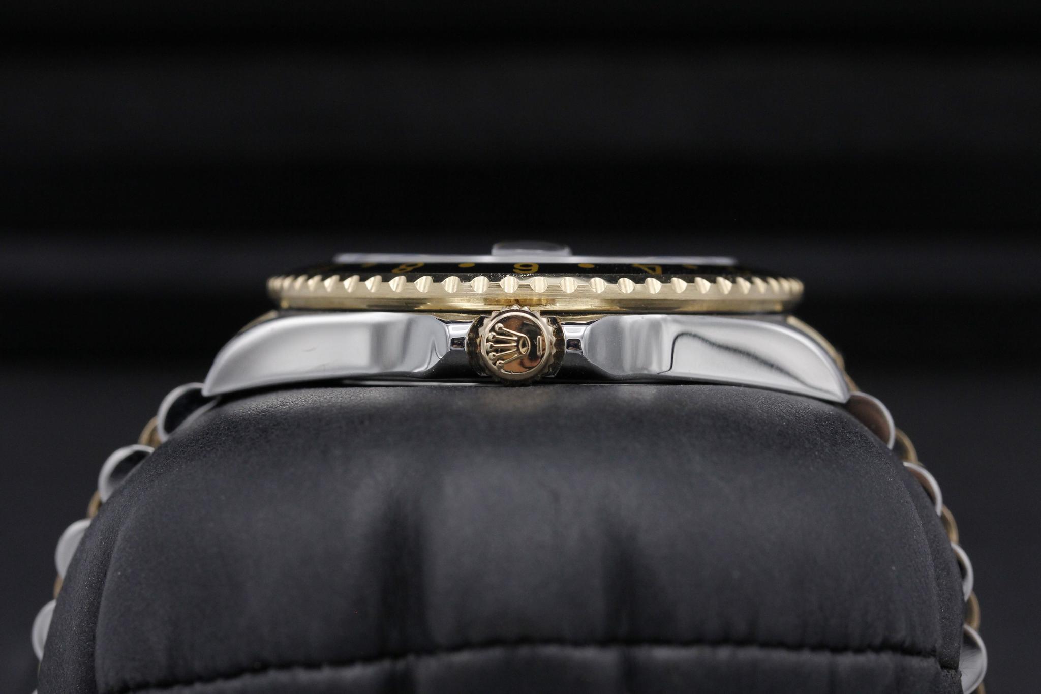 Watch Image 3