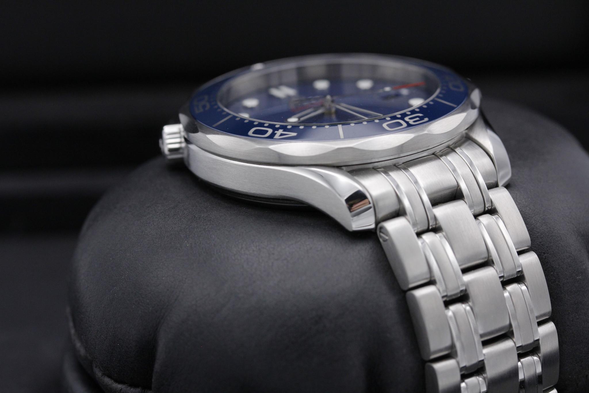 Watch Image 5