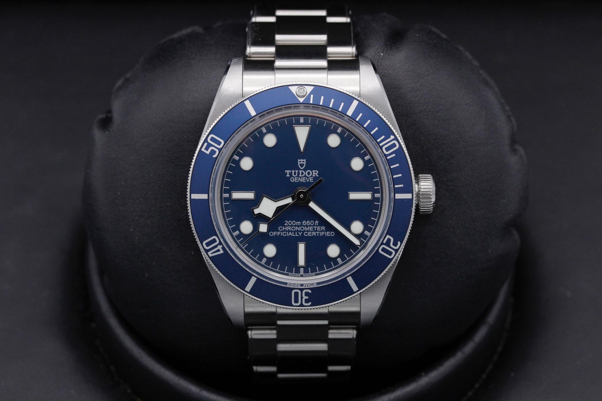 Watch Image 1