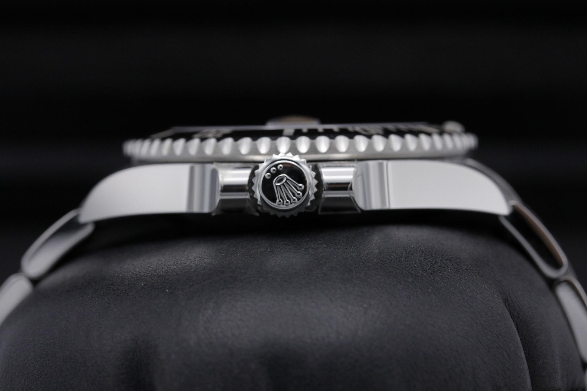Watch Image 3