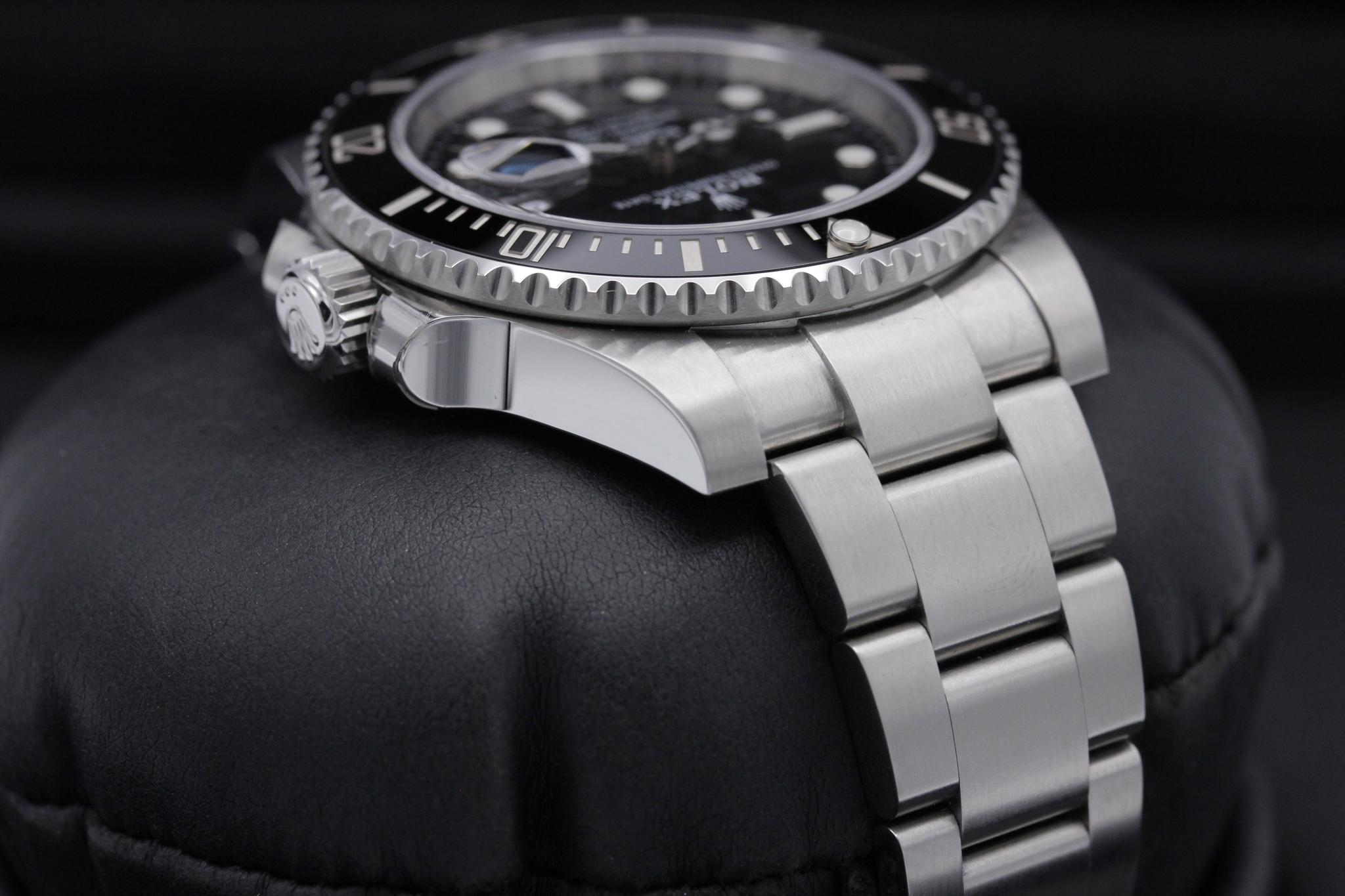 Watch Image 4