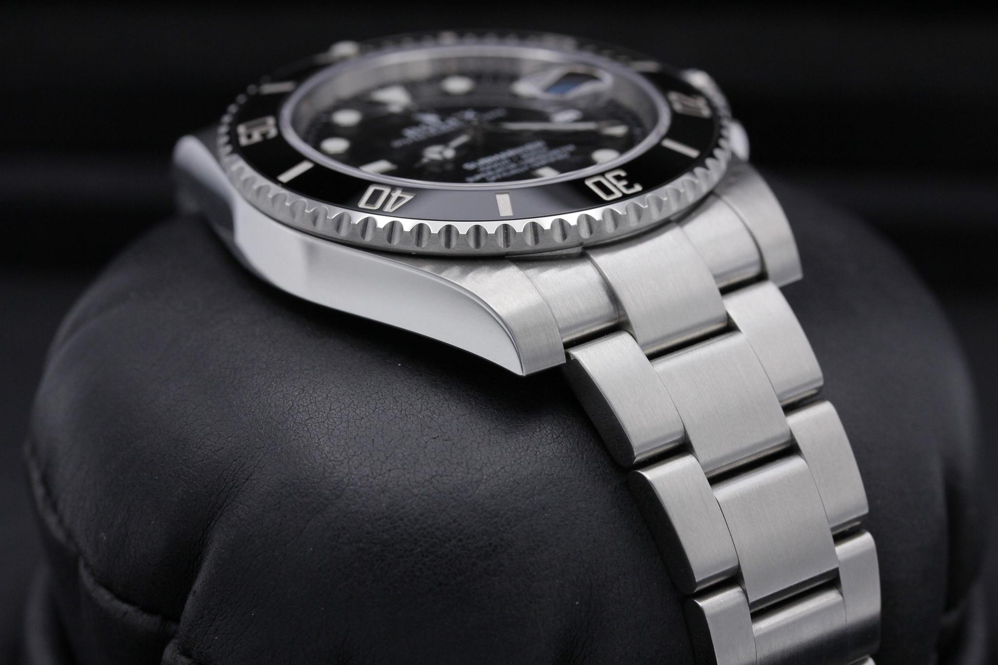 Watch Image 6