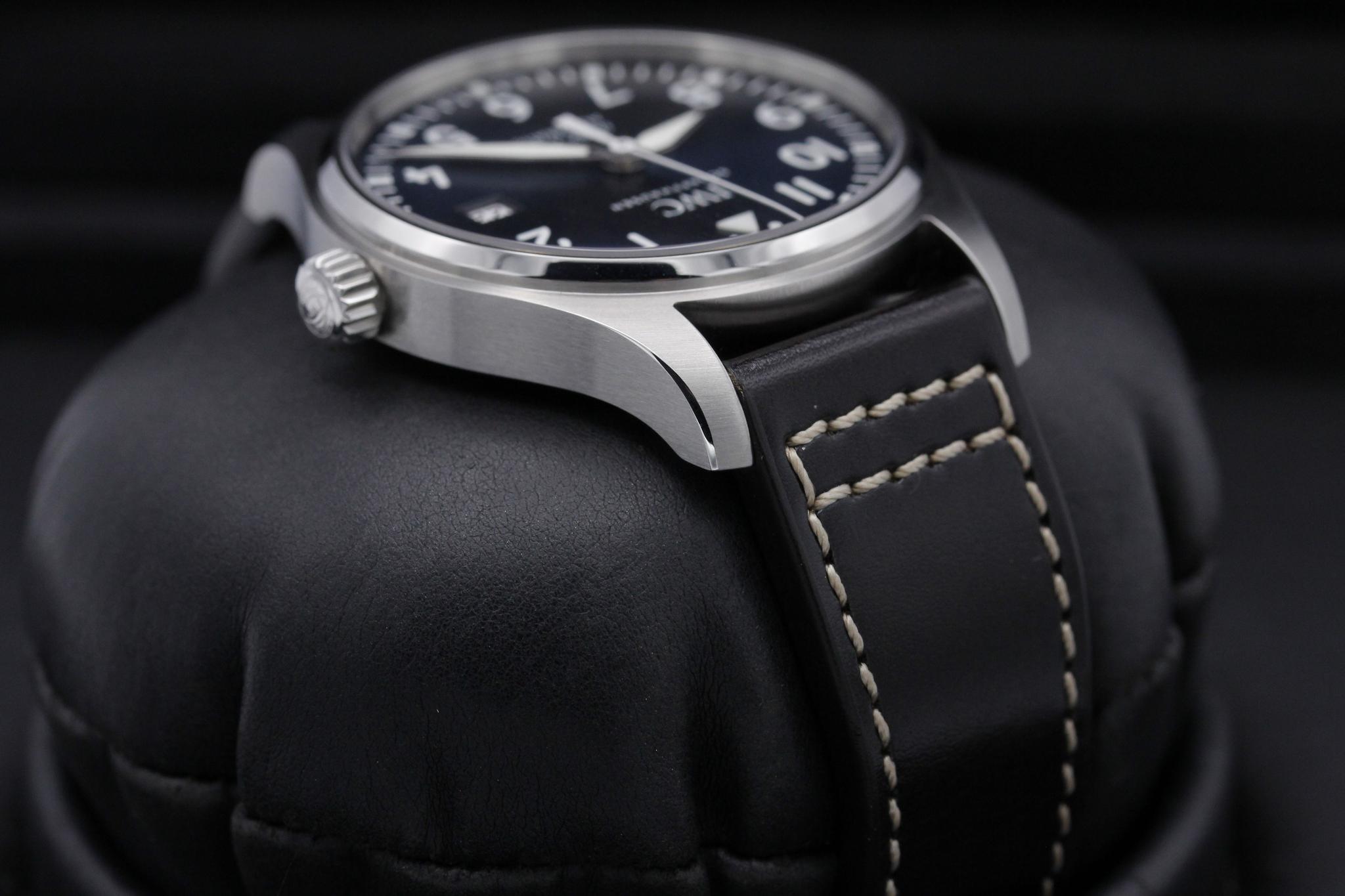 Watch Image 4