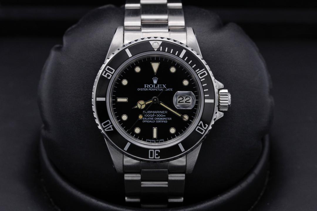 Rolex Submariner 16800