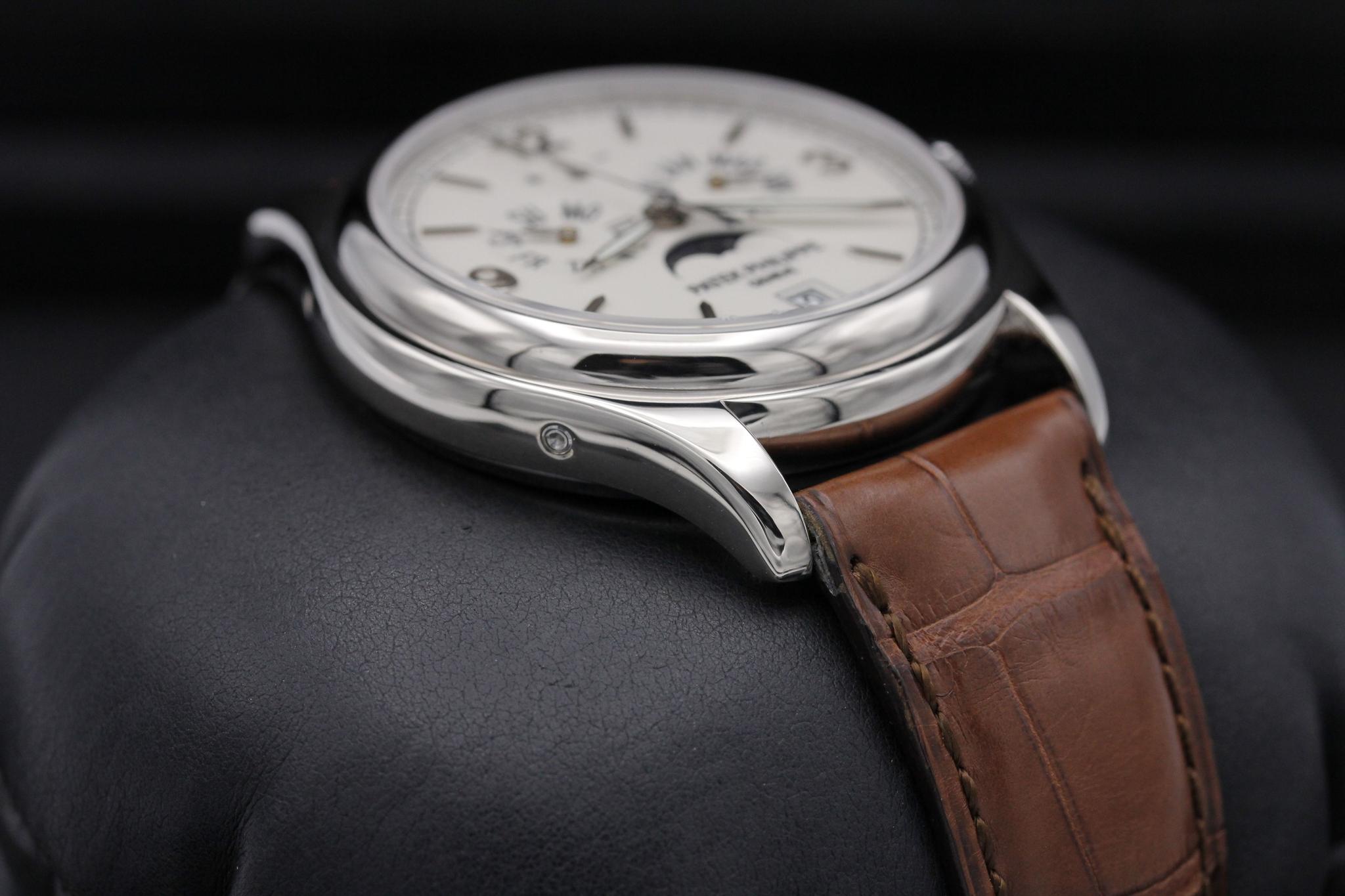 Watch Image 6
