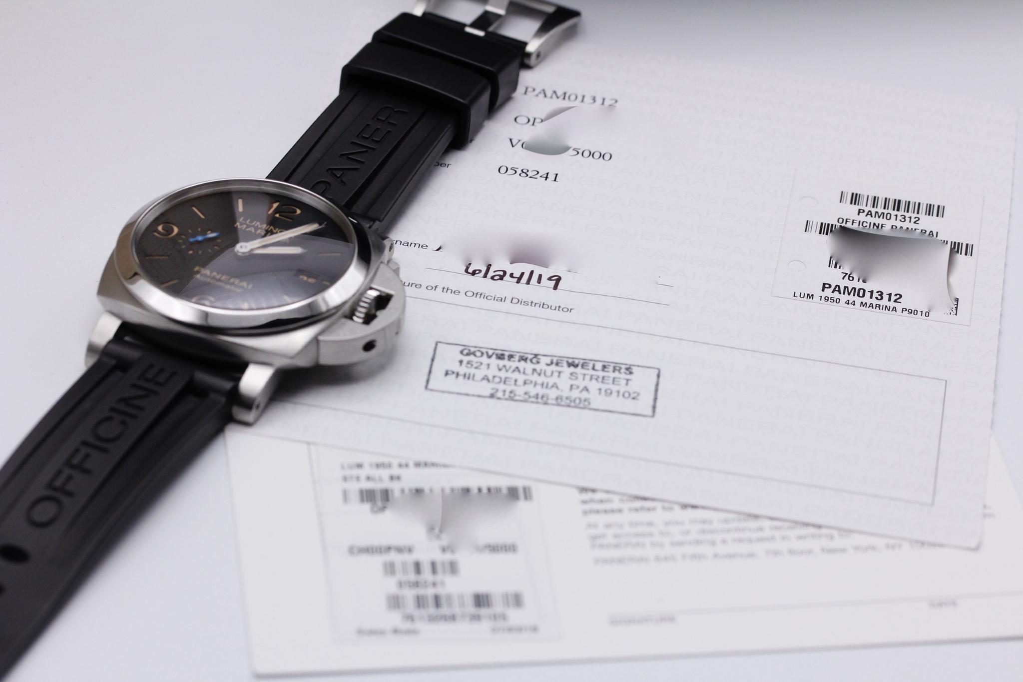 Watch Image 11