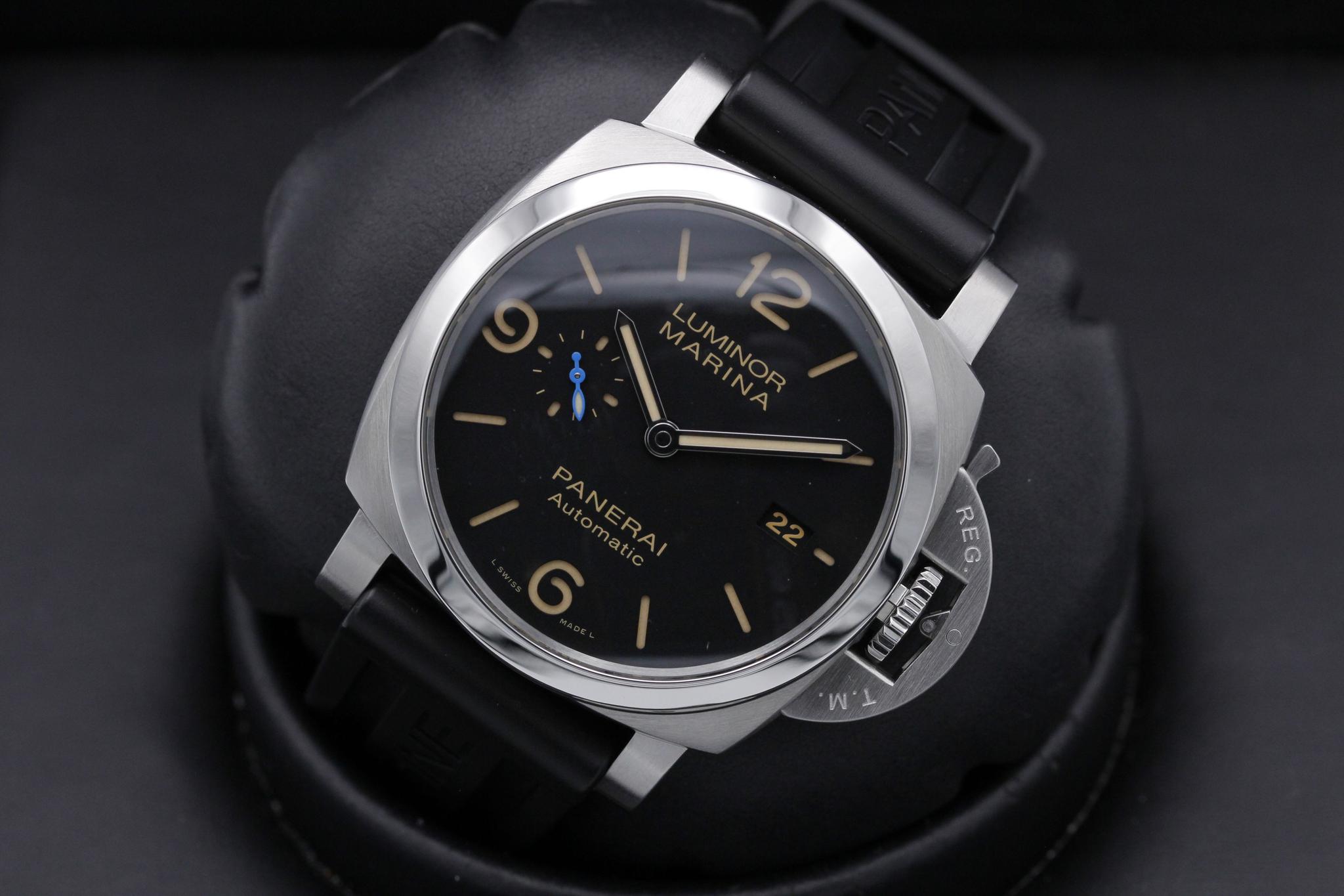 Watch Image 9
